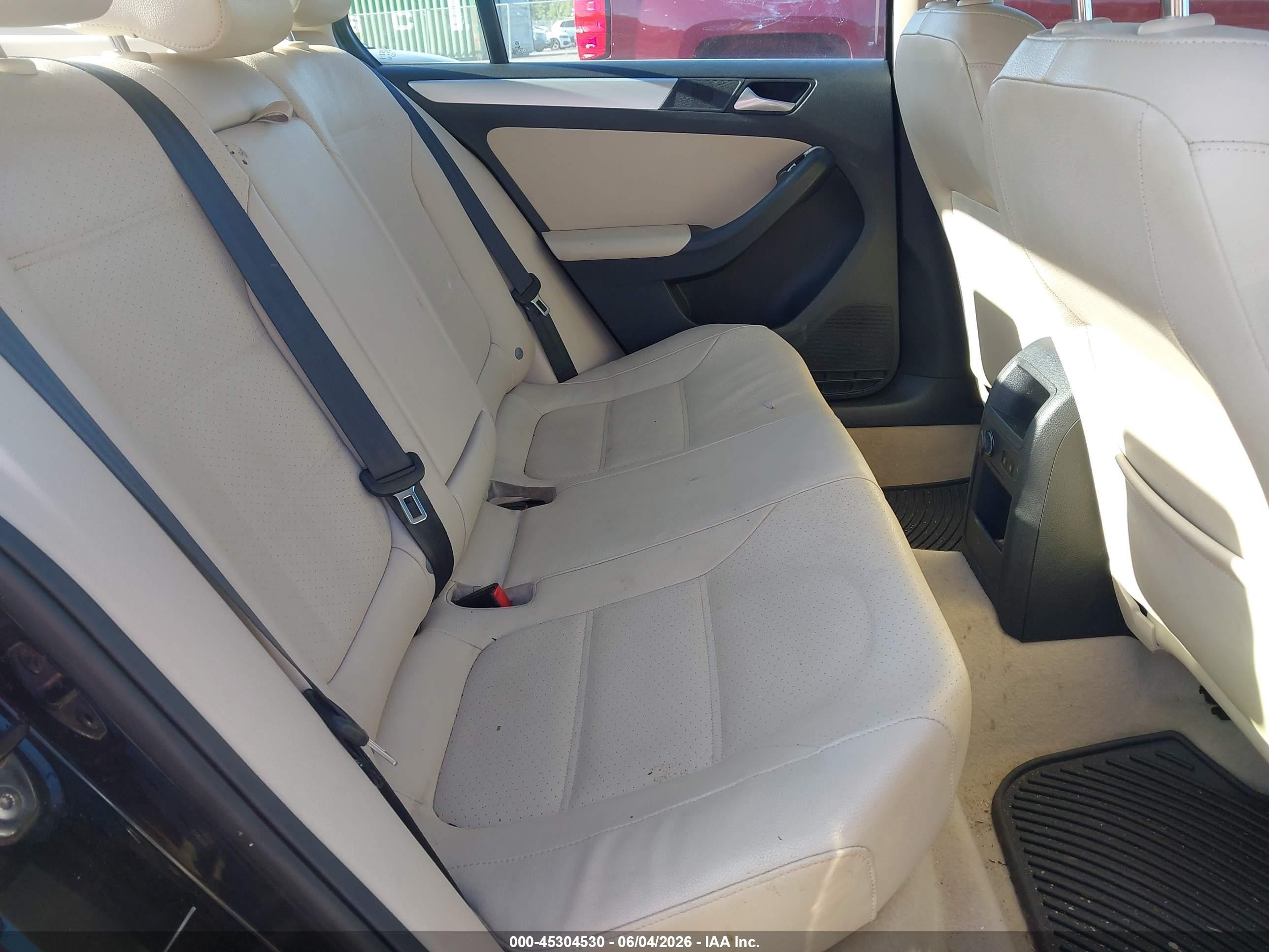 2013 Volkswagen Jetta Hybrid Sel Черный vin: 3VW637AJ2DM286466