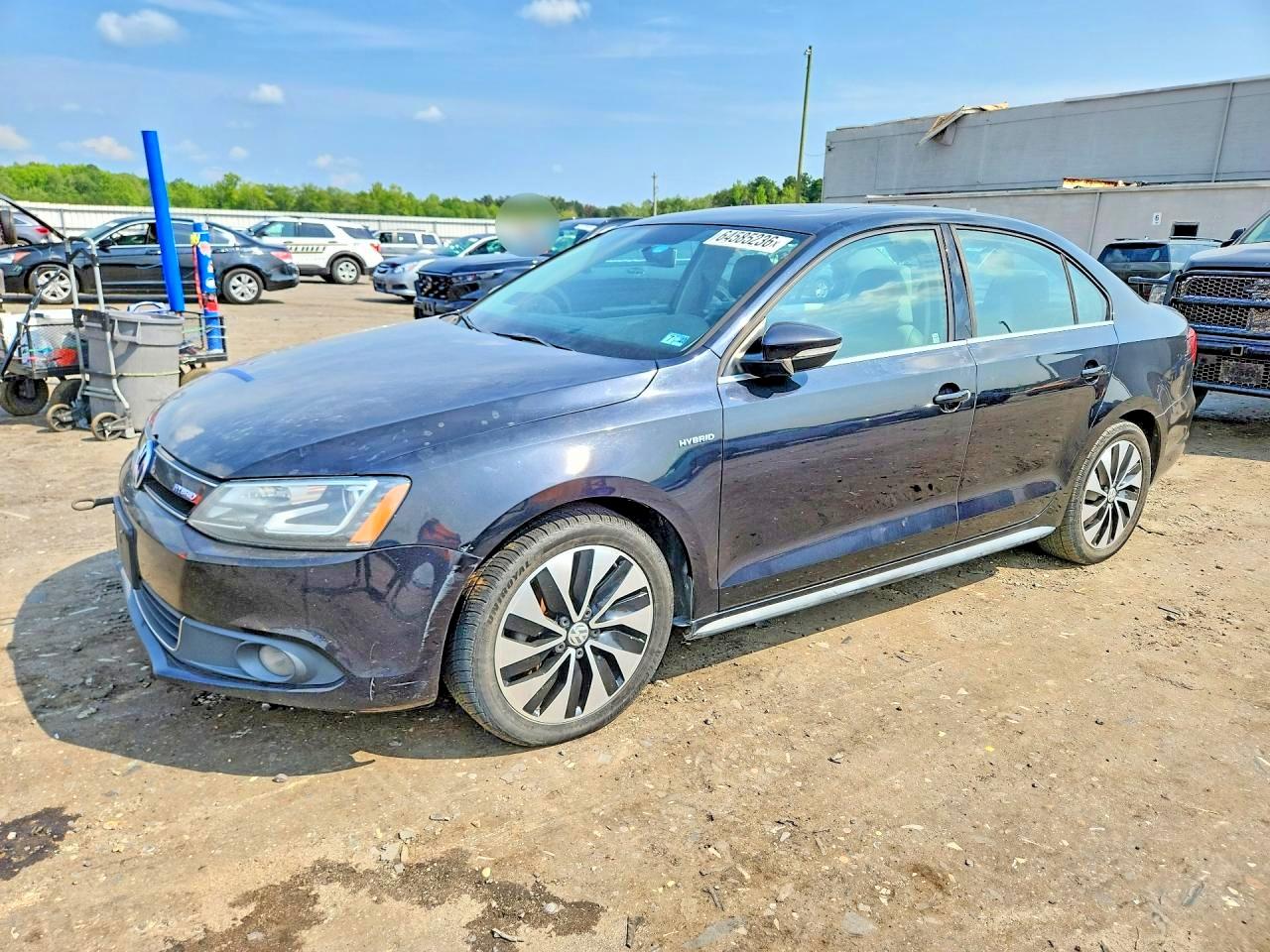 3VW637AJ2EM208609