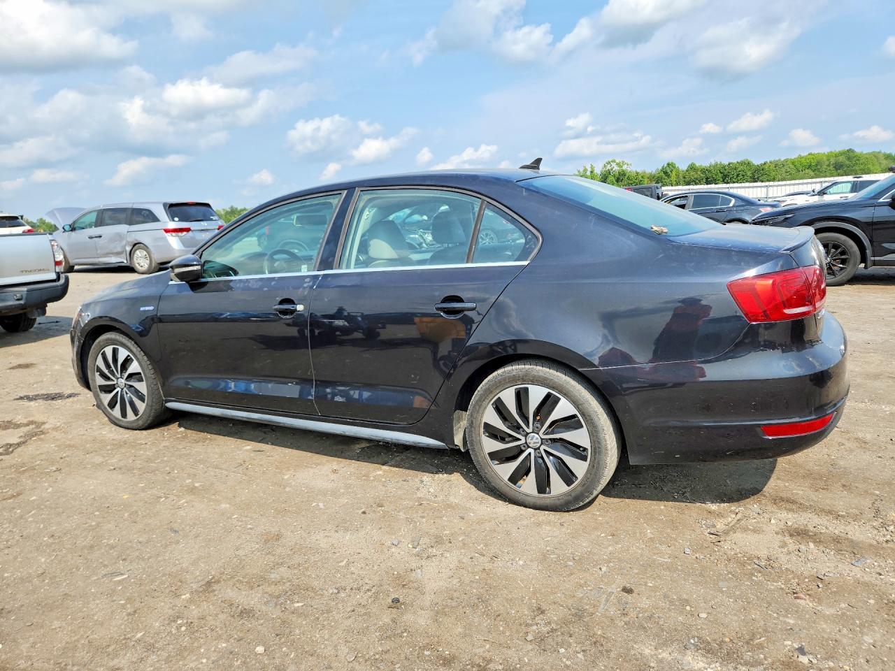 2014 Volkswagen Jetta Hybrid Black vin: 3VW637AJ2EM208609