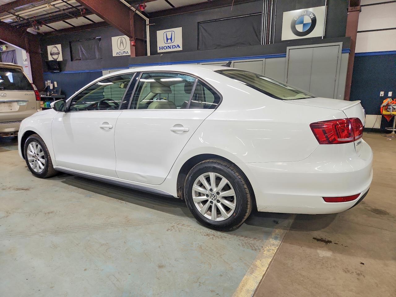2014 Volkswagen Jetta Hybrid White vin: 3VW637AJ2EM265313