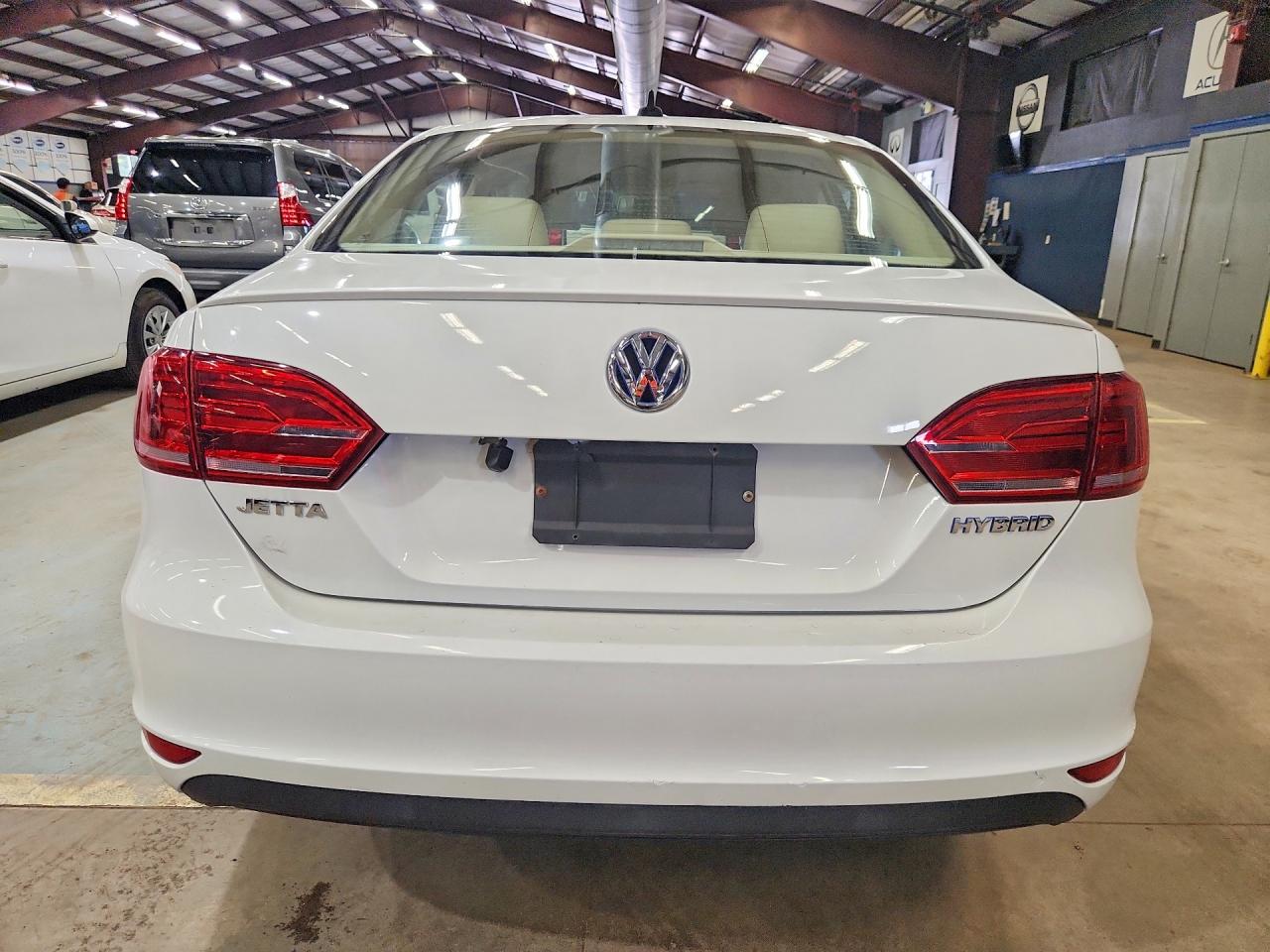 2014 Volkswagen Jetta Hybrid White vin: 3VW637AJ2EM265313