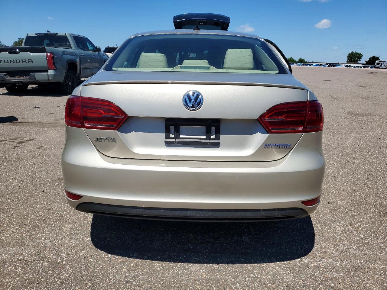2014 Volkswagen Jetta Hybrid Gold vin: 3VW637AJ3EM290785