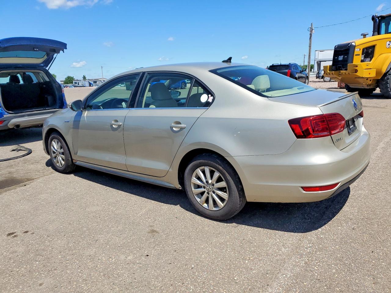 2014 Volkswagen Jetta Hybrid Gold vin: 3VW637AJ3EM290785