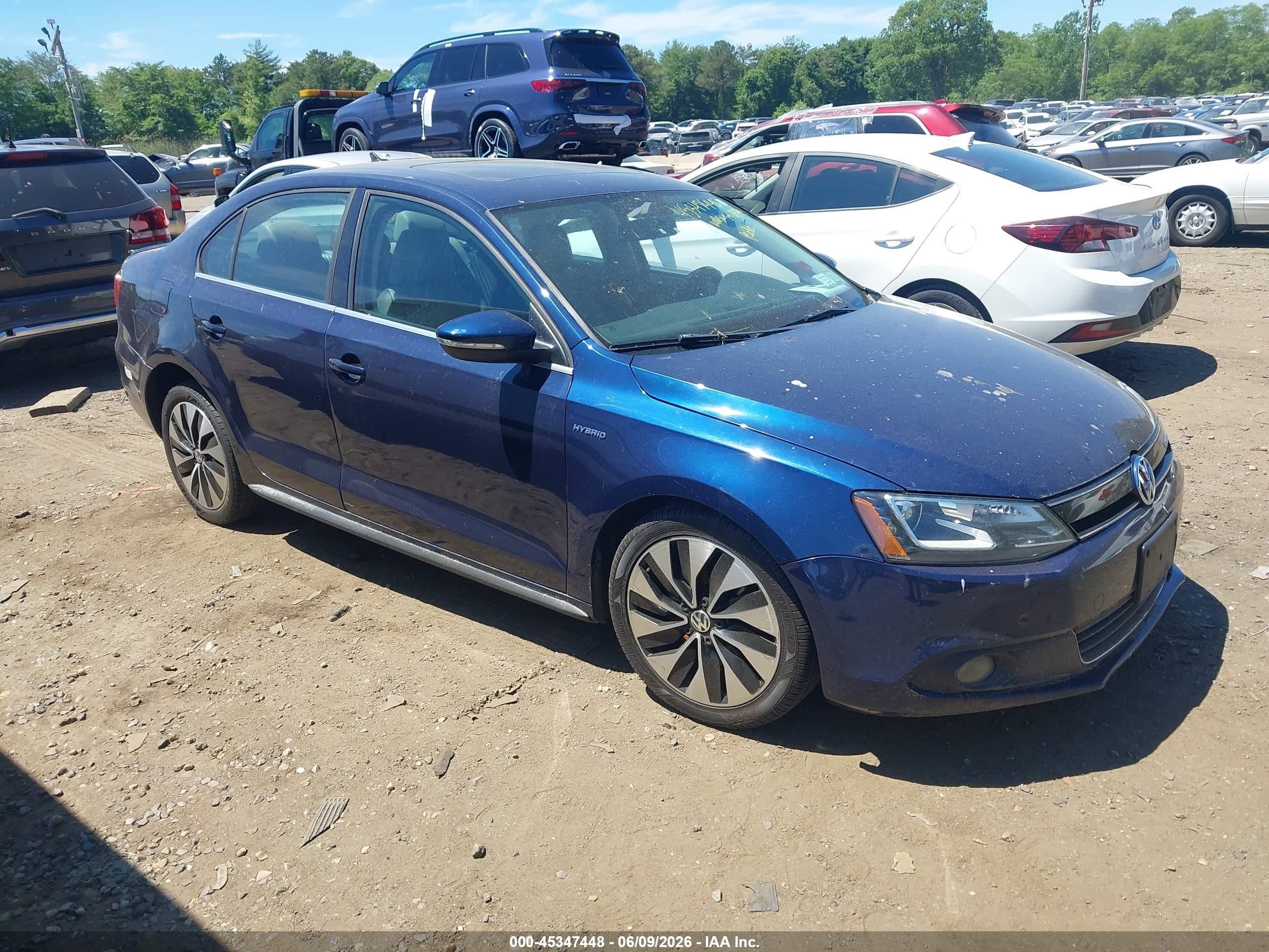 3VW637AJ4DM214376