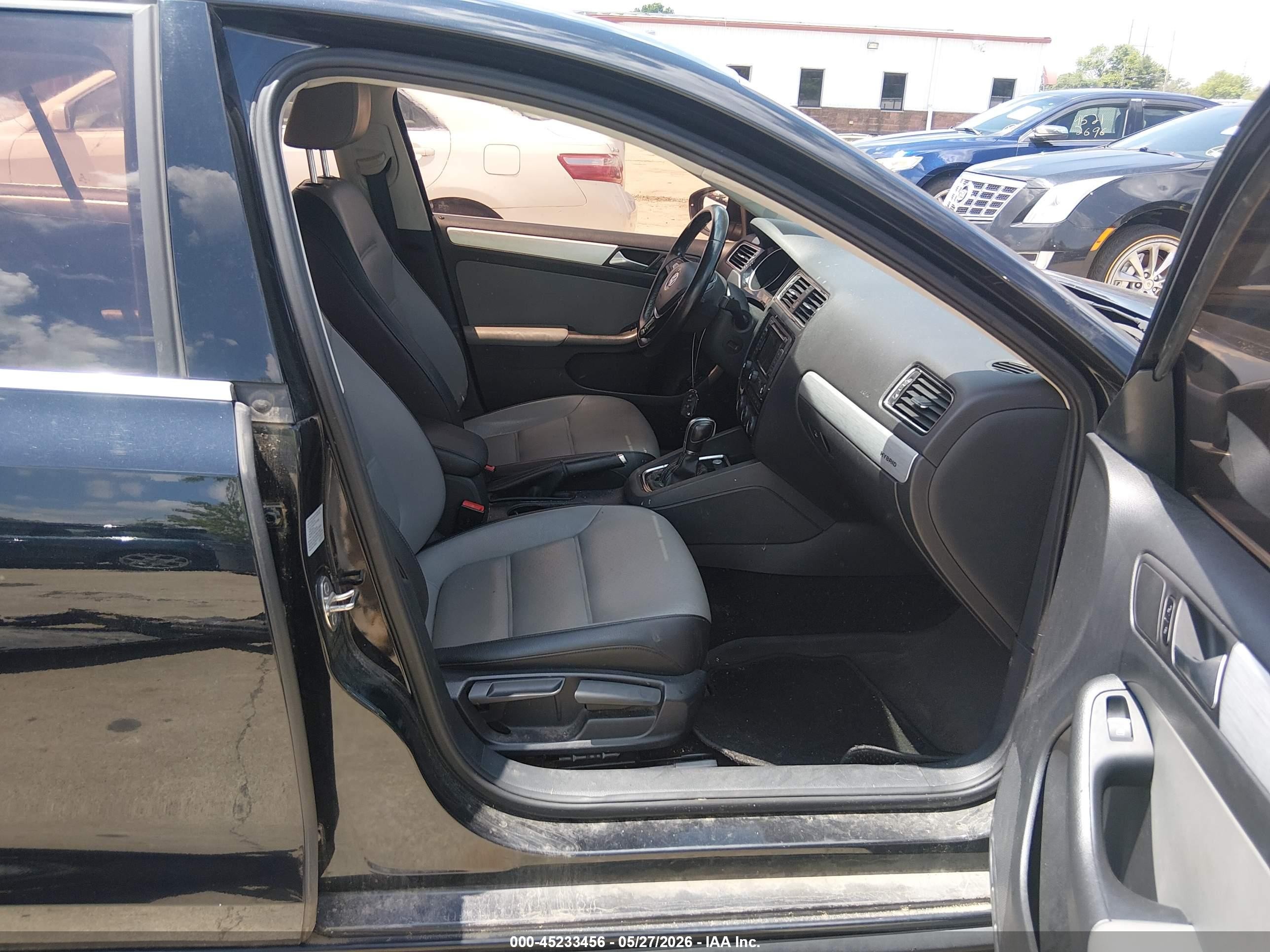 2015 Volkswagen Jetta Hybrid Sel Premium Black vin: 3VW637AJ4FM408375