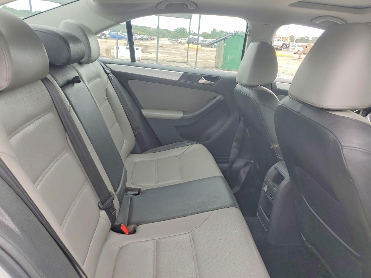 2013 Volkswagen Jetta Hybrid White vin: 3VW637AJ5DM229338
