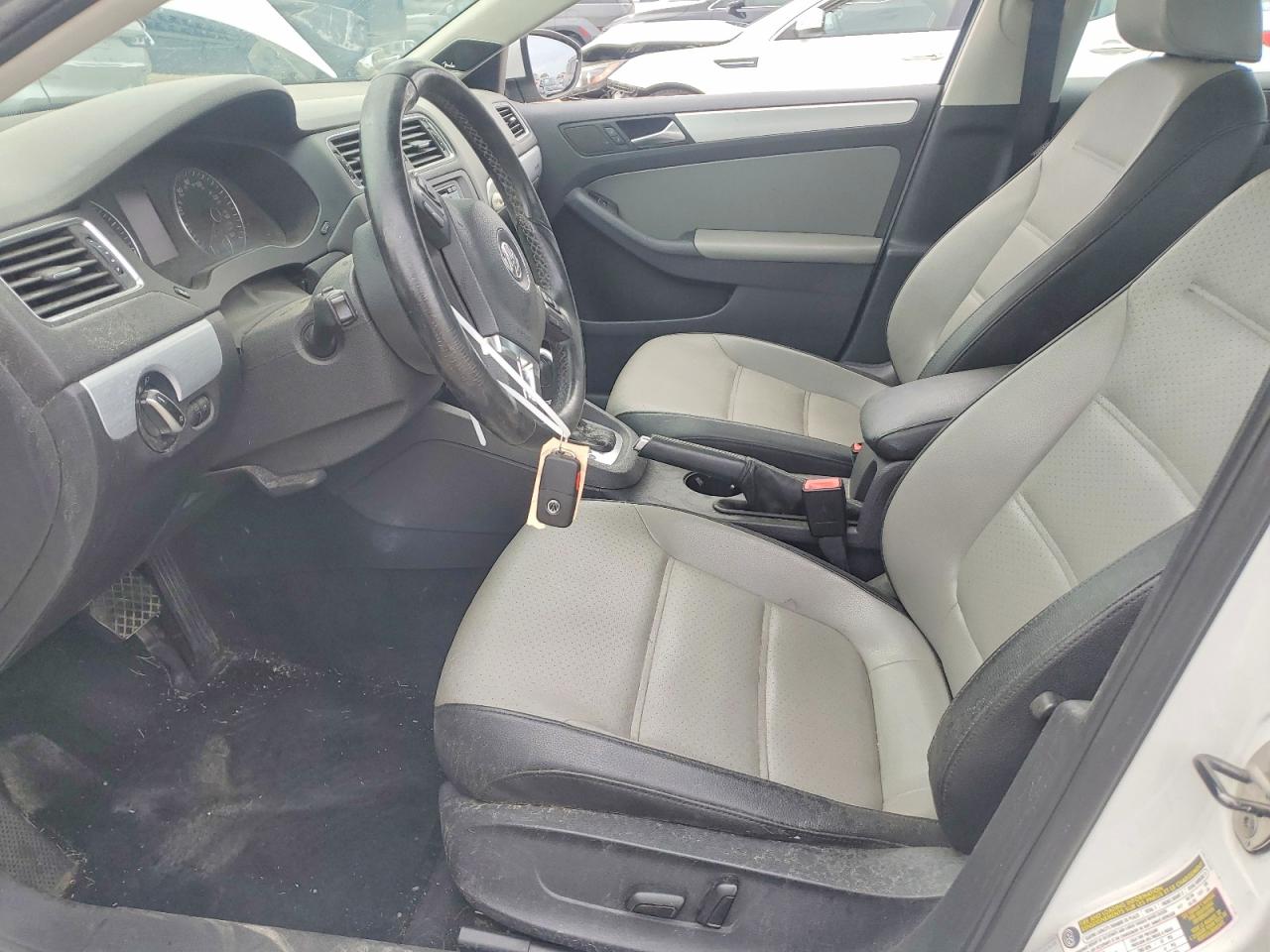 2013 Volkswagen Jetta Hybrid White vin: 3VW637AJ5DM229338