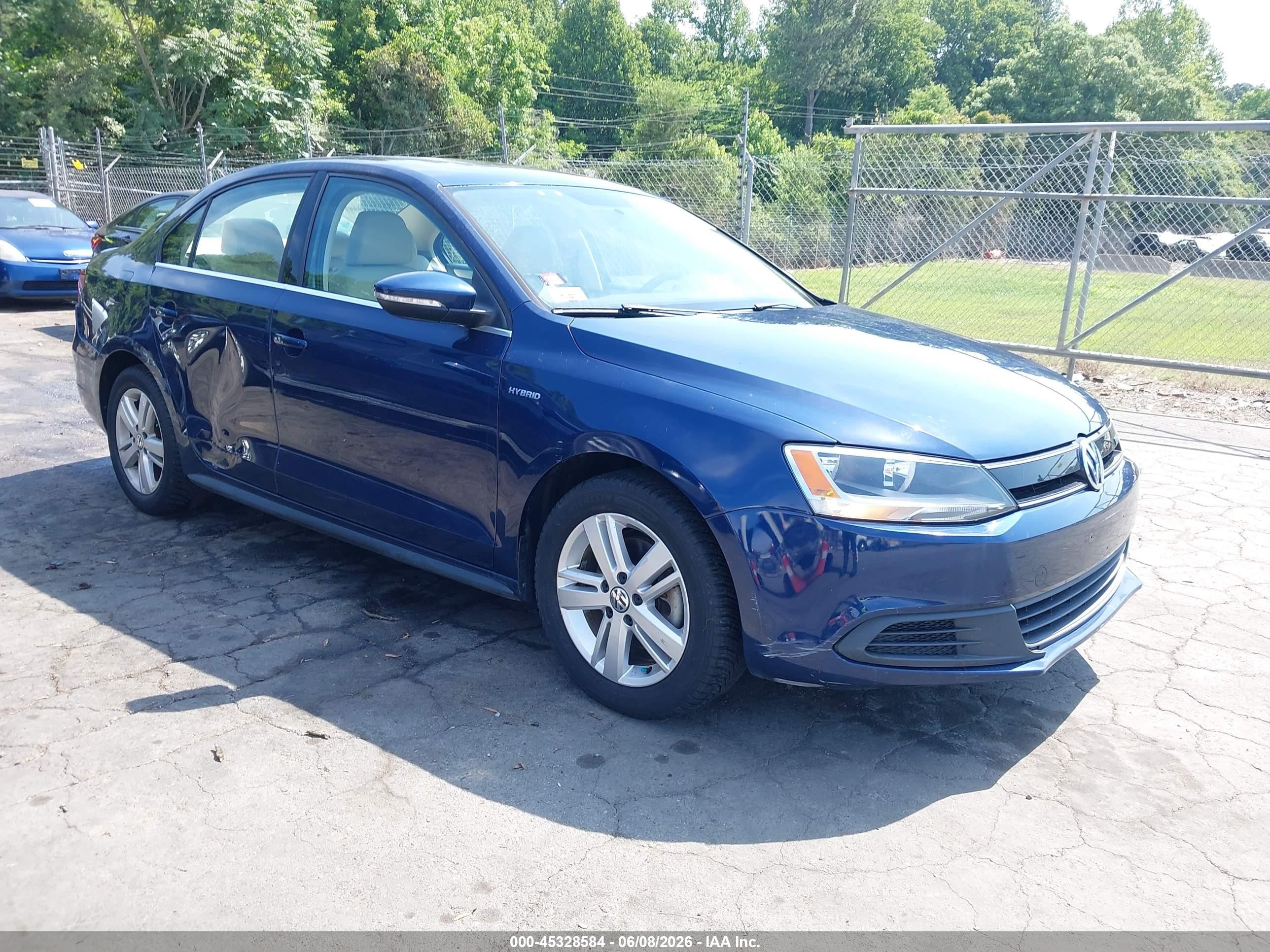 3VW637AJ5EM276483