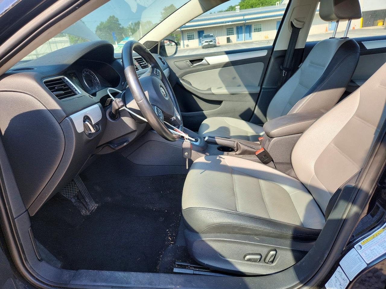 2013 Volkswagen Jetta Hybrid Black vin: 3VW637AJ8DM226031