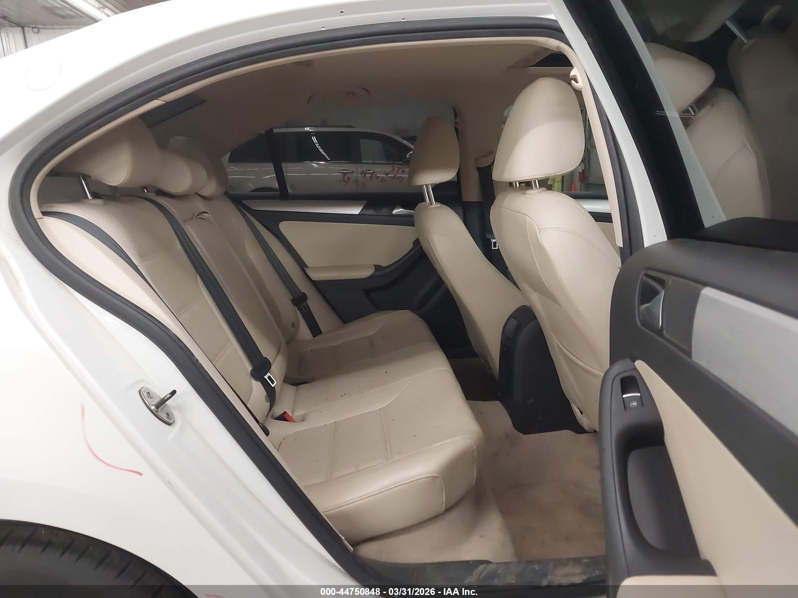 2014 Volkswagen Jetta Hybrid Sel White vin: 3VW637AJ8EM234079