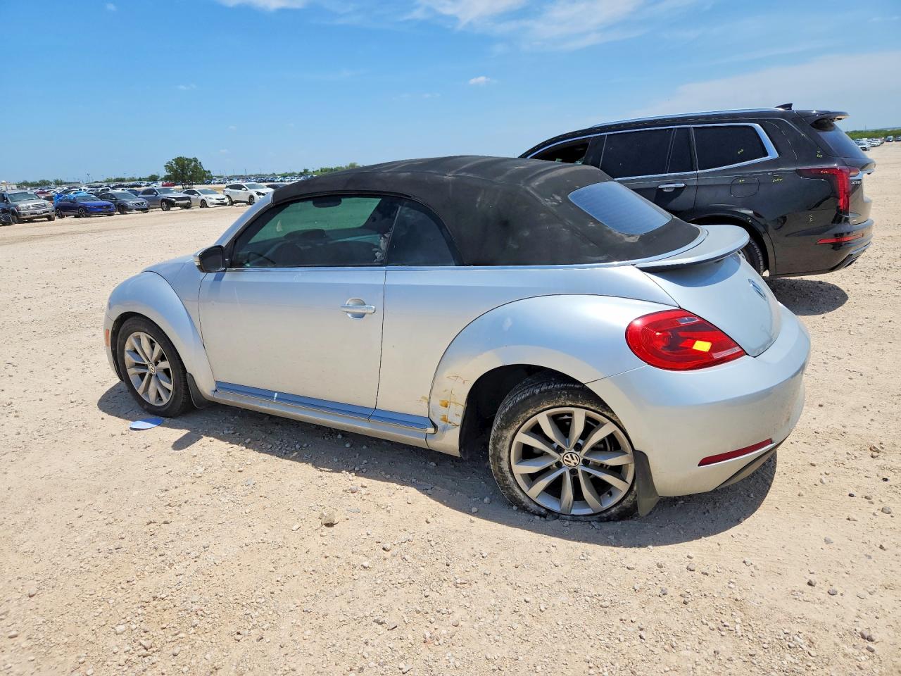 2013 Volkswagen Beetle Silver vin: 3VW6L7ATXDM814658