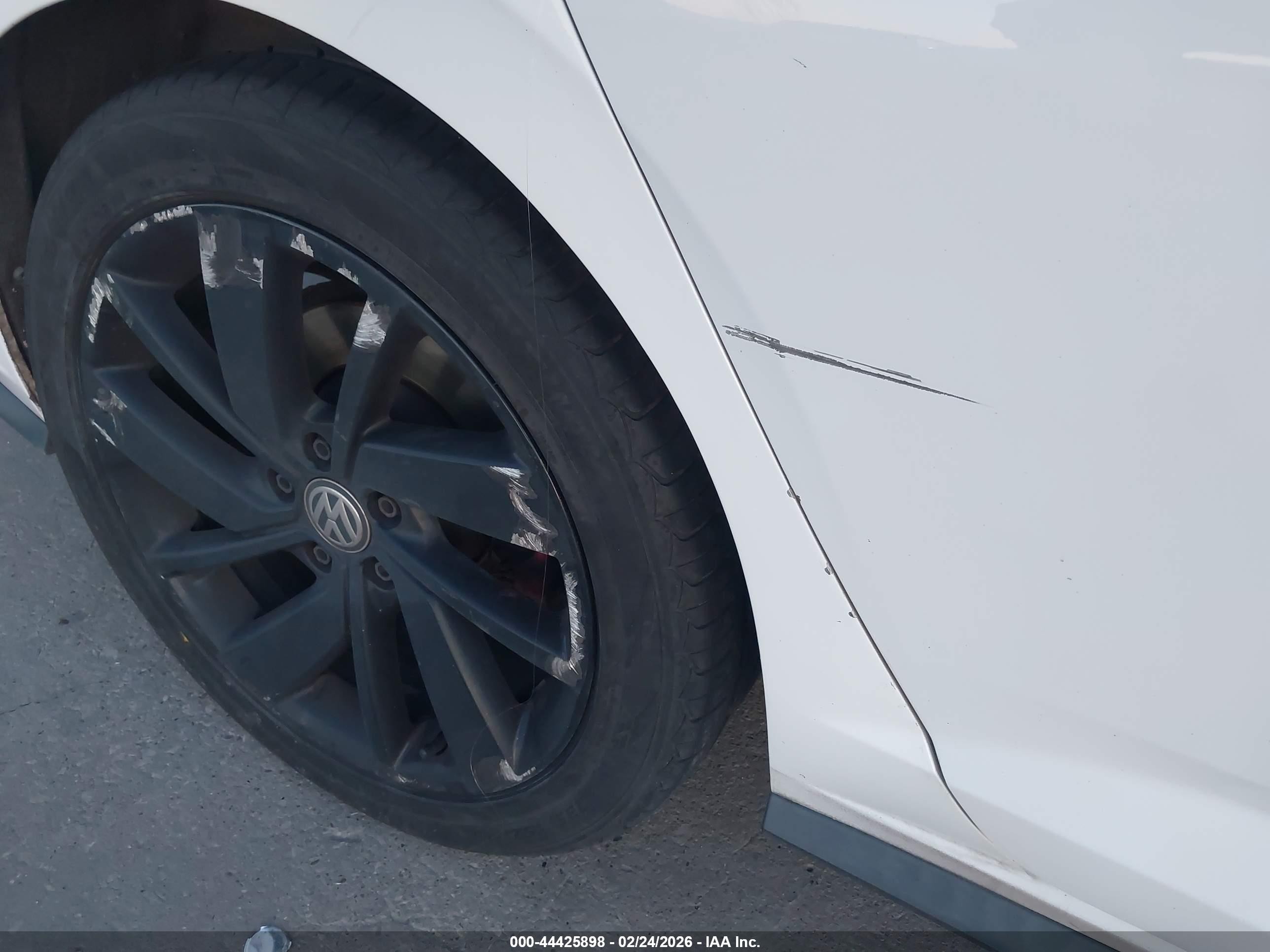 2020 Volkswagen Jetta Gli 2.0t Autobahn/2.0t S White vin: 3VW6T7BU5LM074779