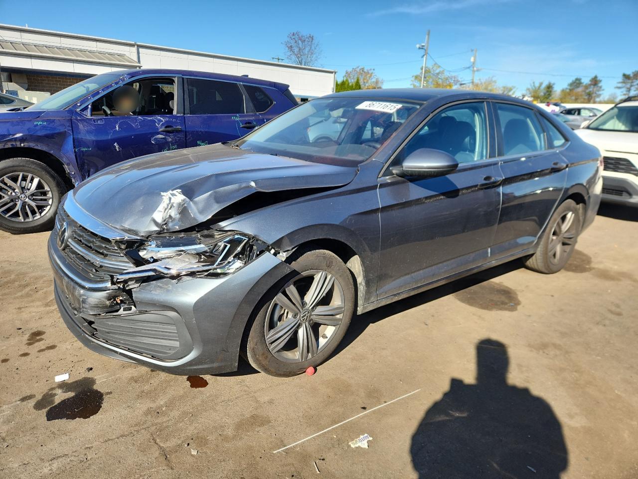 3VW7M7BU0RM069256