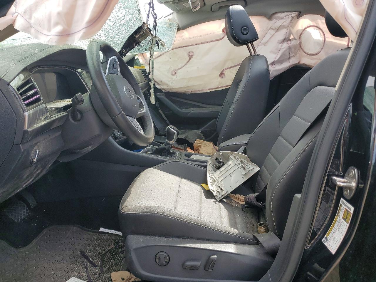 2024 Volkswagen Jetta Se Черный vin: 3VW7M7BU0RM096313