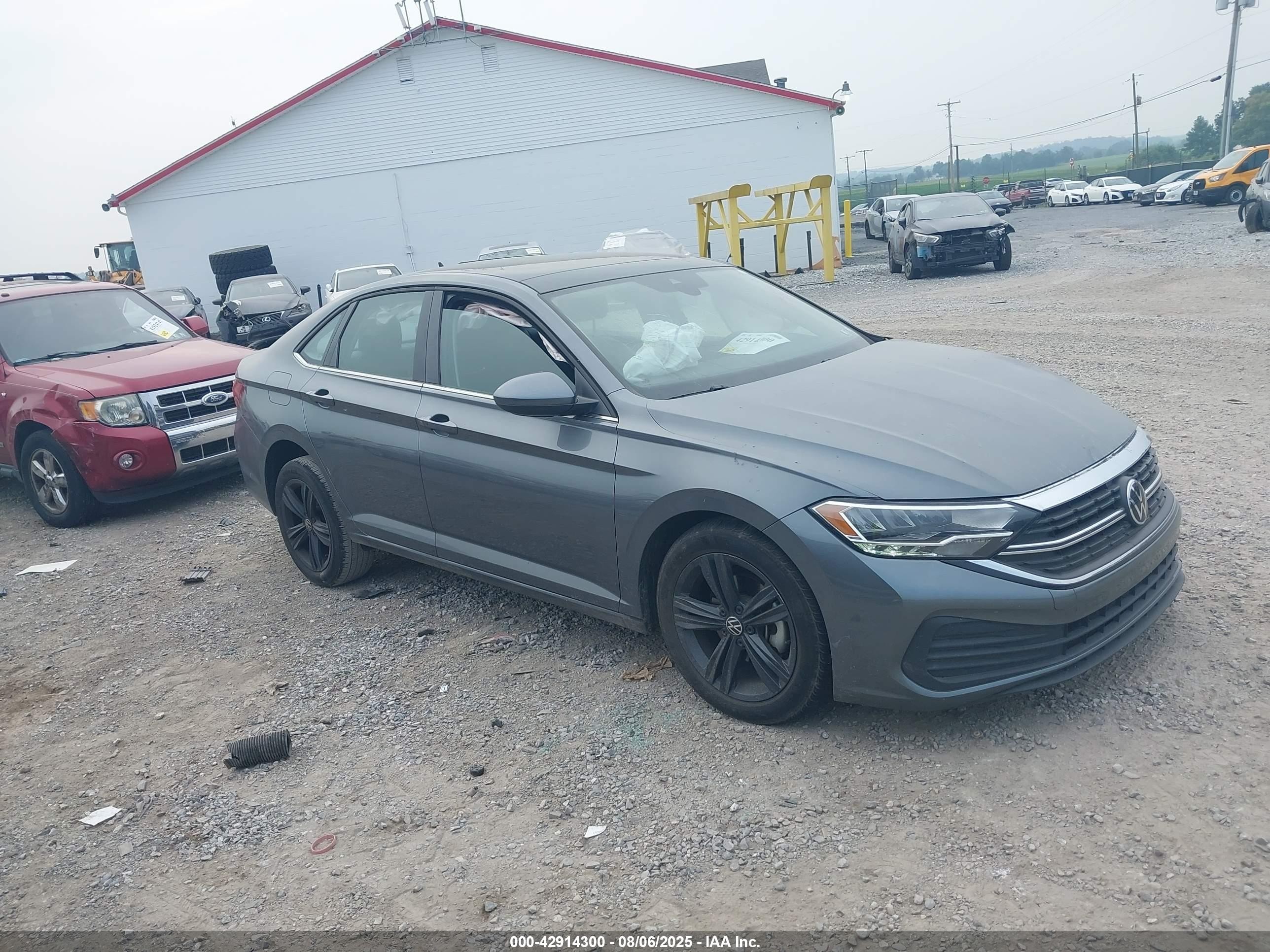 3VW7M7BU6PM055438