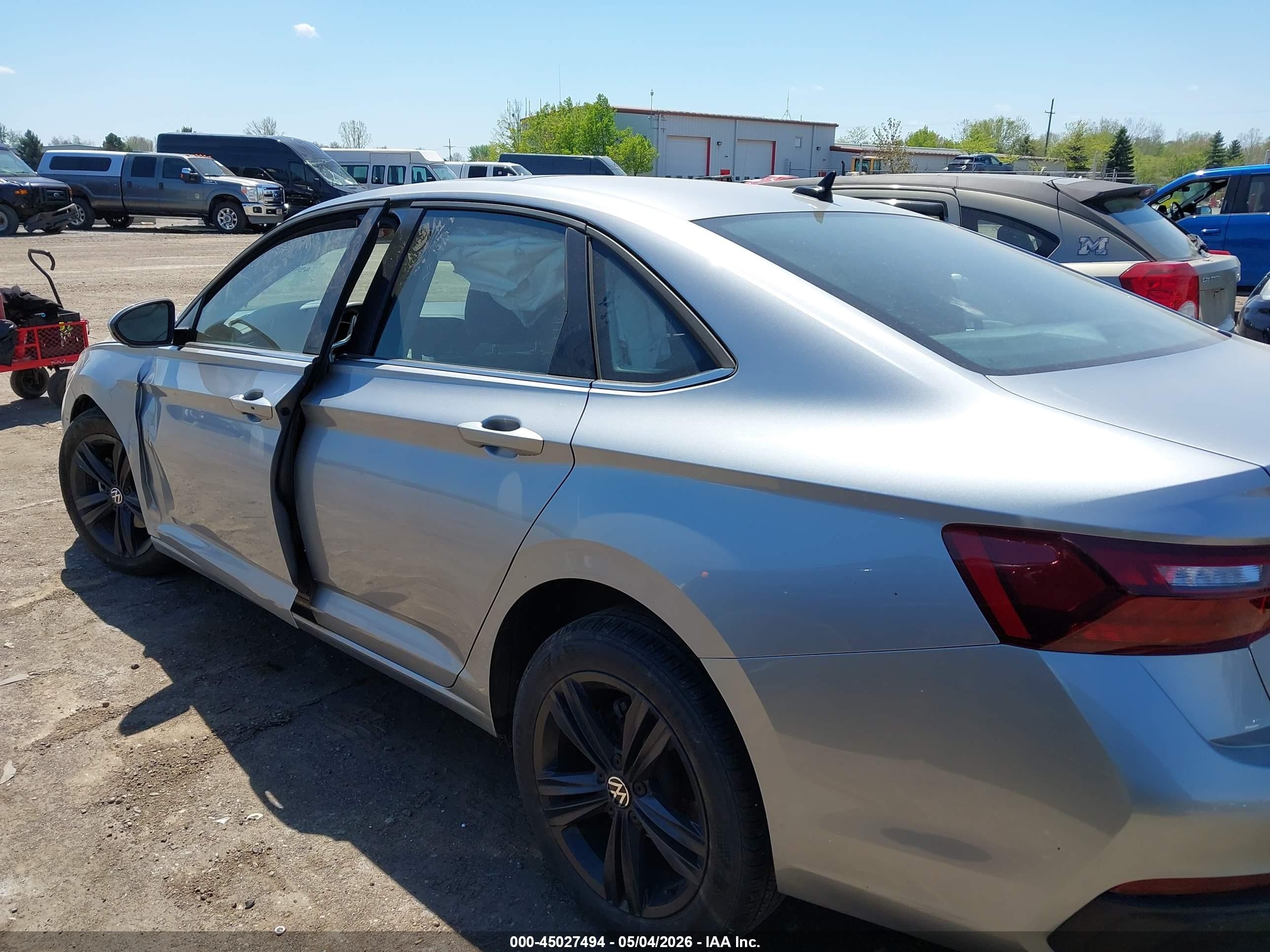 2024 Volkswagen Jetta 1.5t Se Silver vin: 3VW7M7BU7RM024878