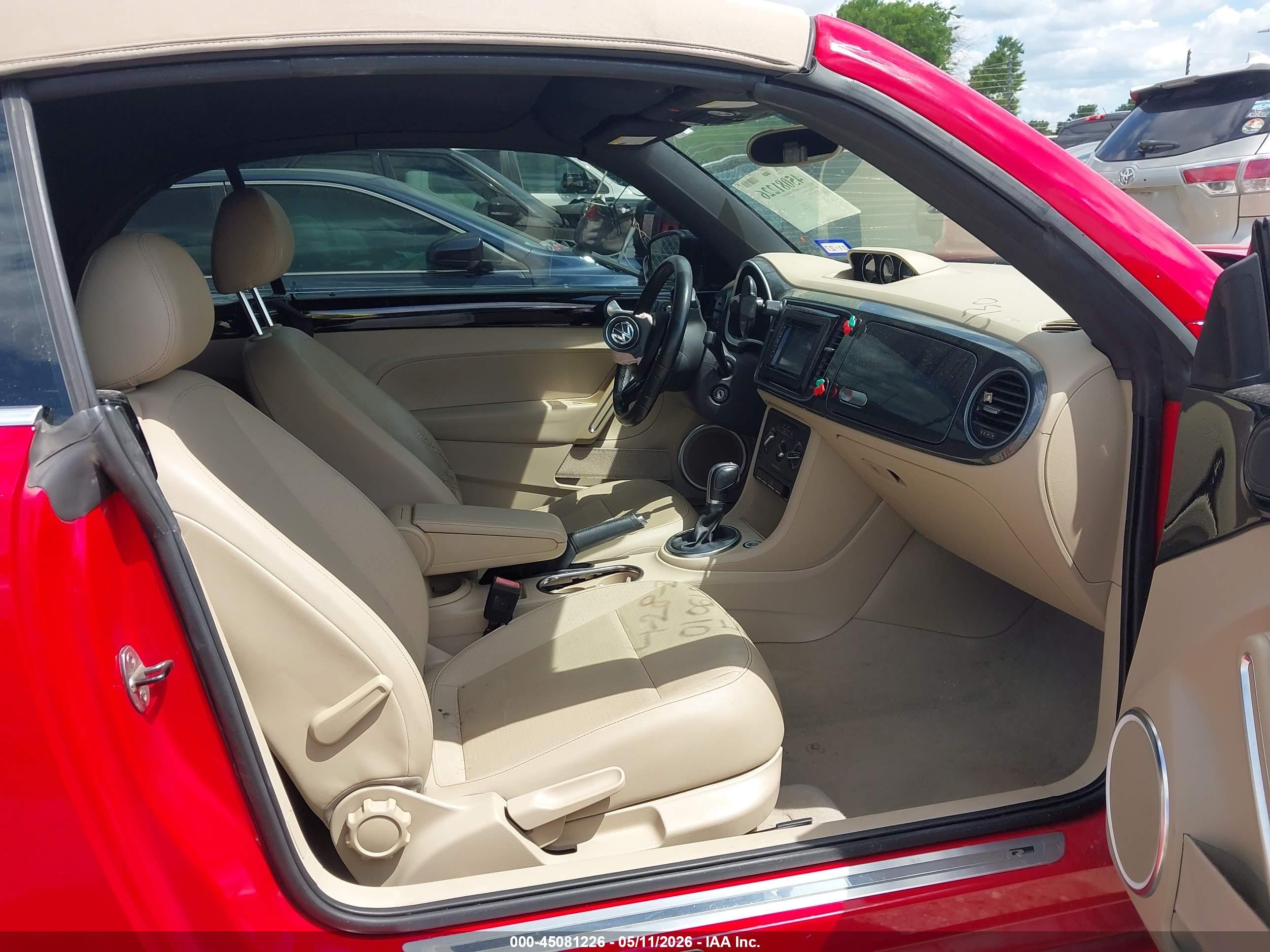 2015 Volkswagen Beetle 2.0t R-line Red vin: 3VW7S7AT1FM806930