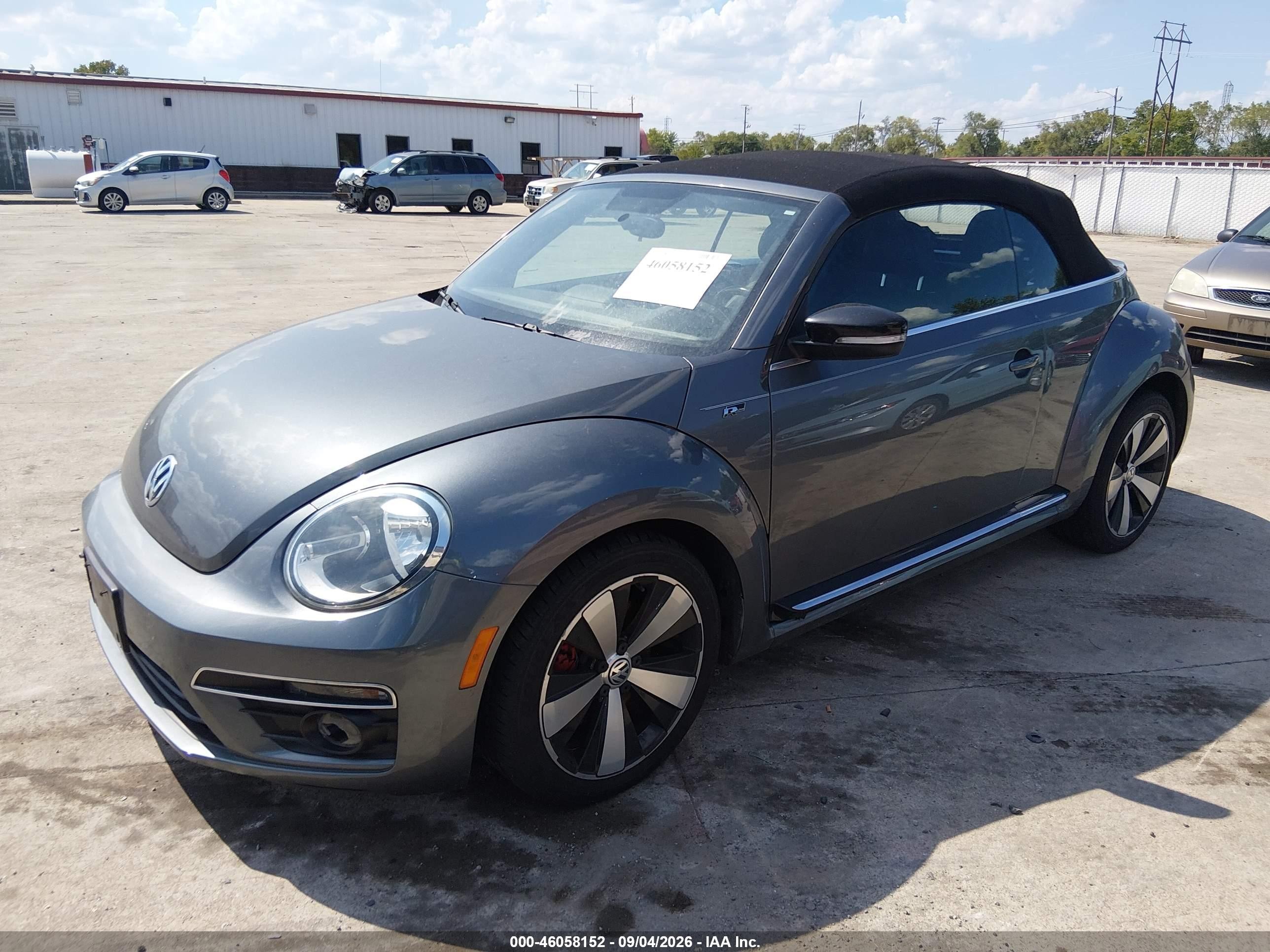 2014 Volkswagen Beetle 2.0t R-line Gray vin: 3VW7T7AT0EM819549