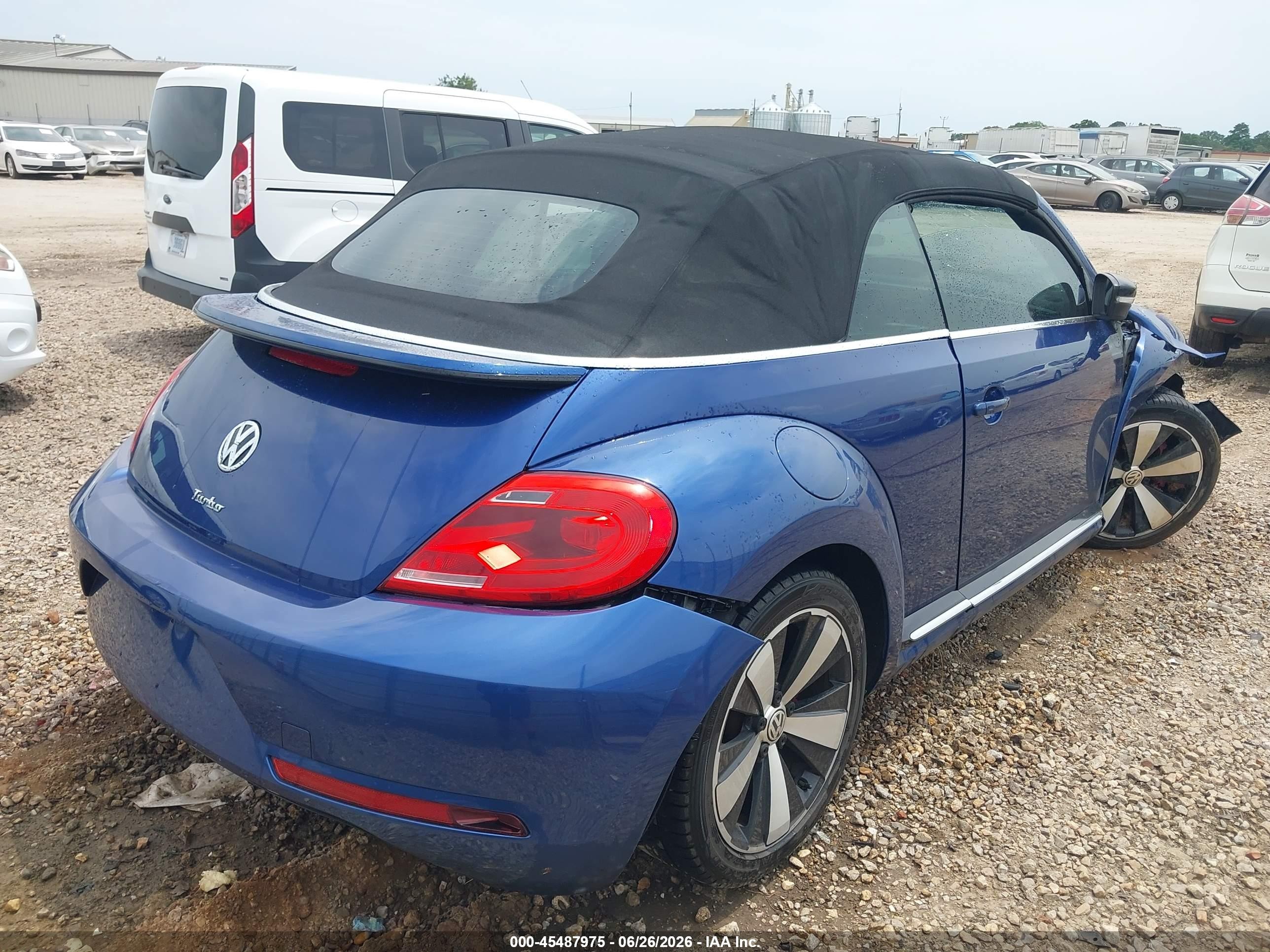 2013 Volkswagen Beetle 2.0t Blue vin: 3VW7T7AT3DM830138