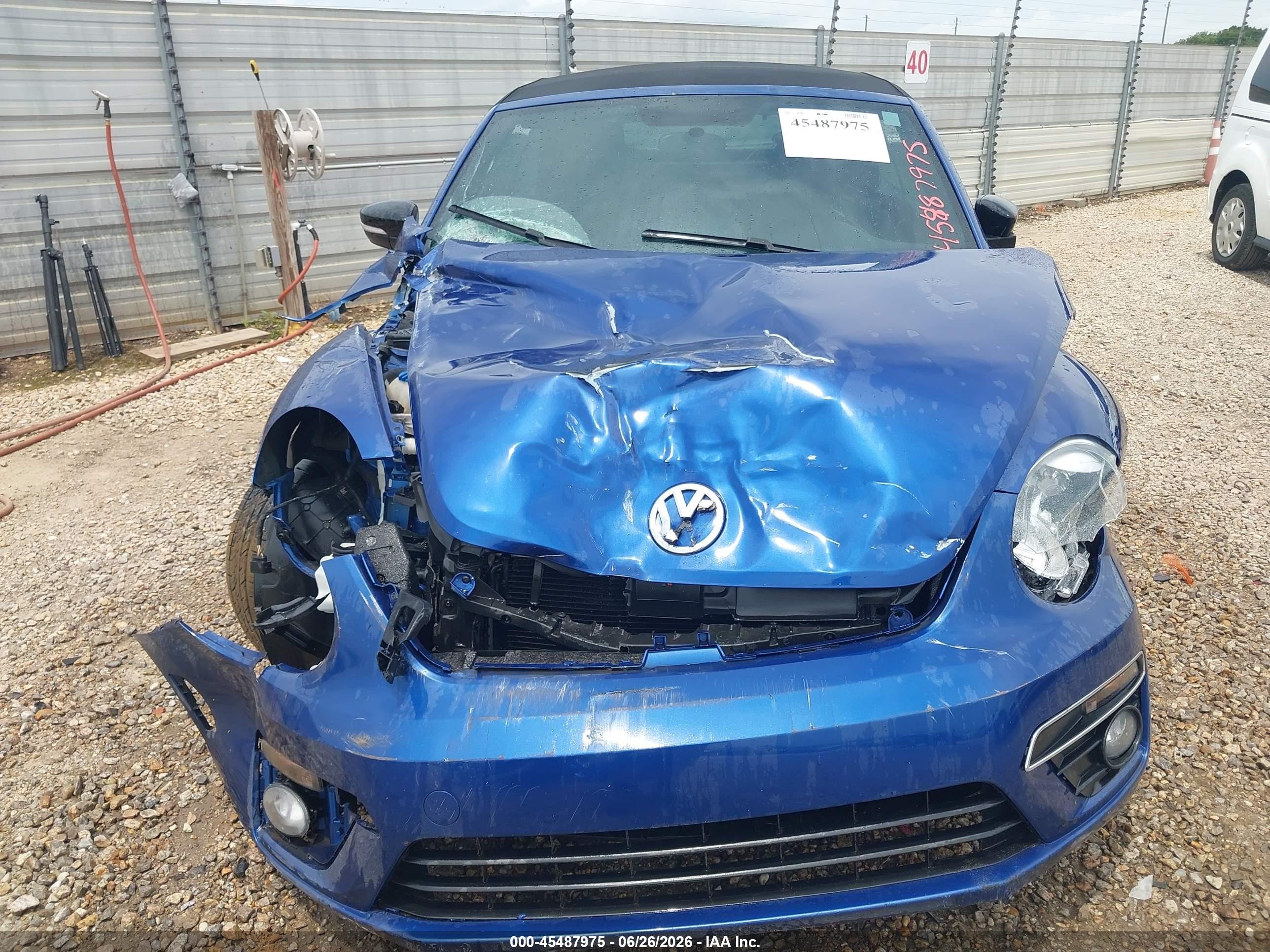 2013 Volkswagen Beetle 2.0t Blue vin: 3VW7T7AT3DM830138