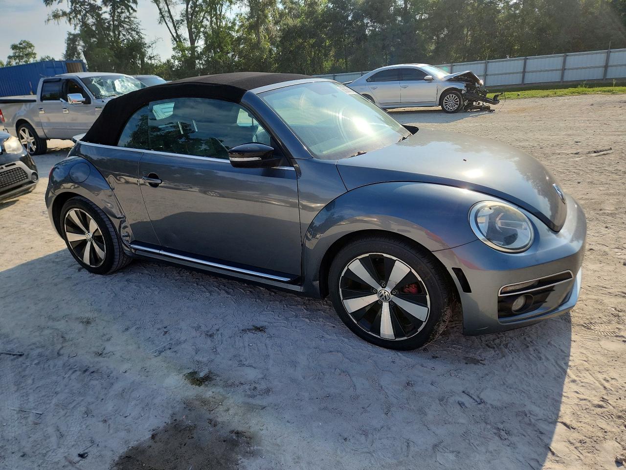 2013 Volkswagen Beetle Turbo Gray vin: 3VW7T7AT4DM822744