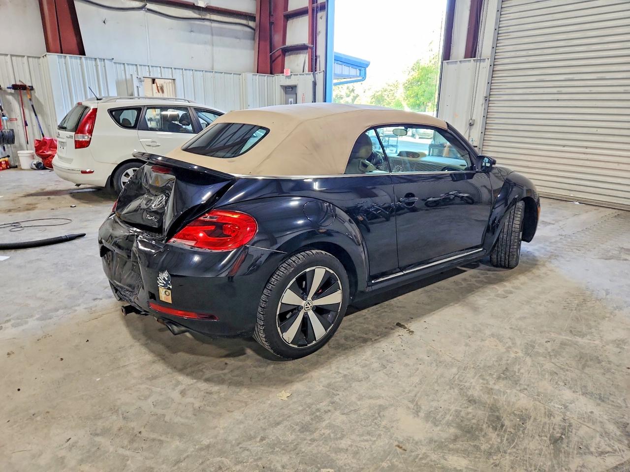 2013 Volkswagen Beetle Turbo Черный vin: 3VW7T7AT5DM821277