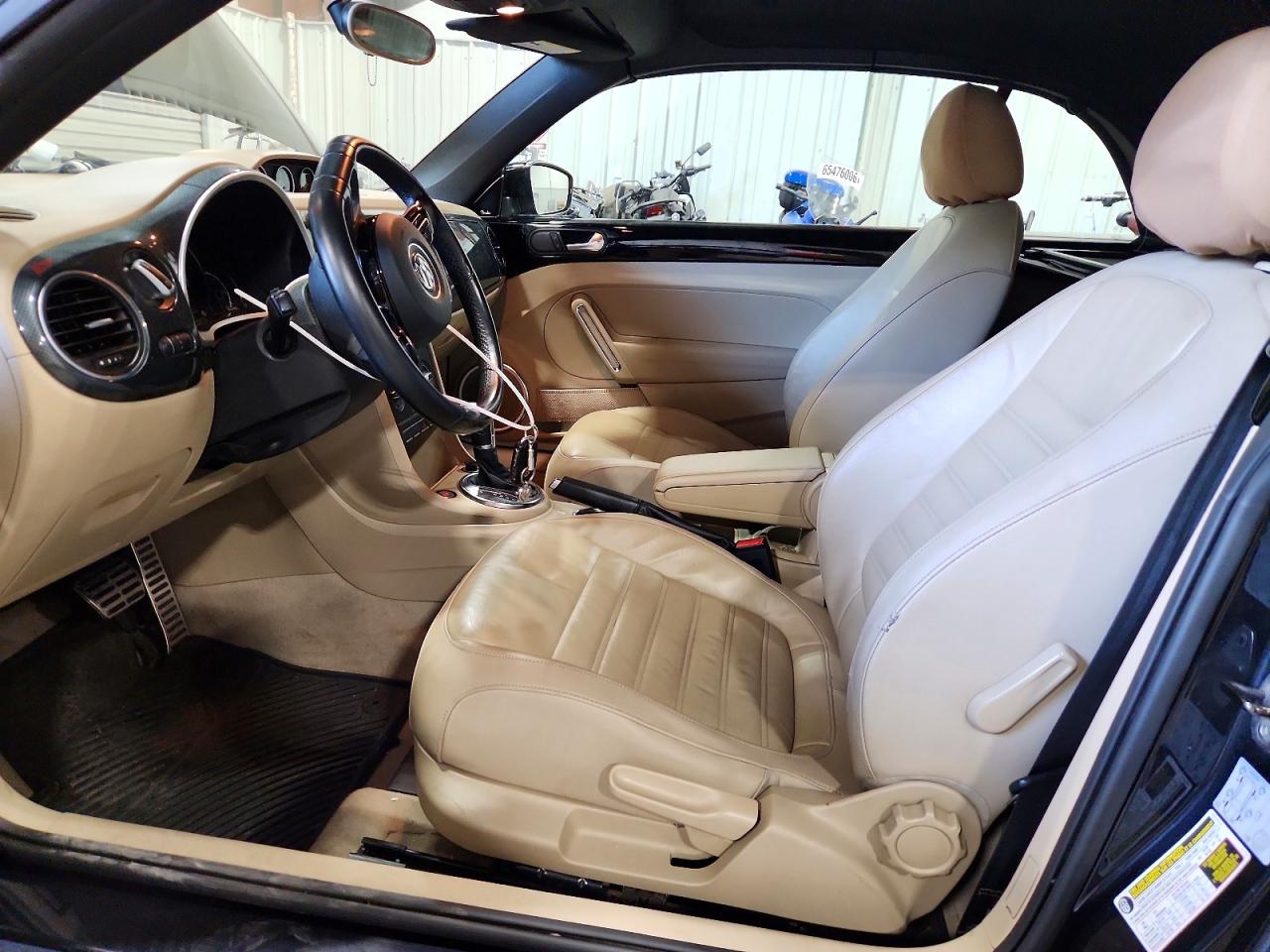2013 Volkswagen Beetle Turbo Черный vin: 3VW7T7AT5DM821277