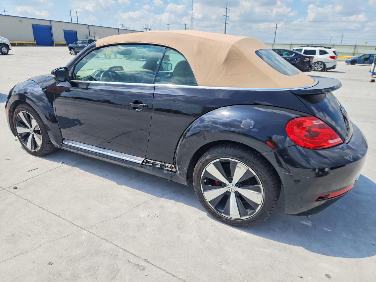 2013 Volkswagen Beetle Turbo Black vin: 3VW7T7AT5DM822221