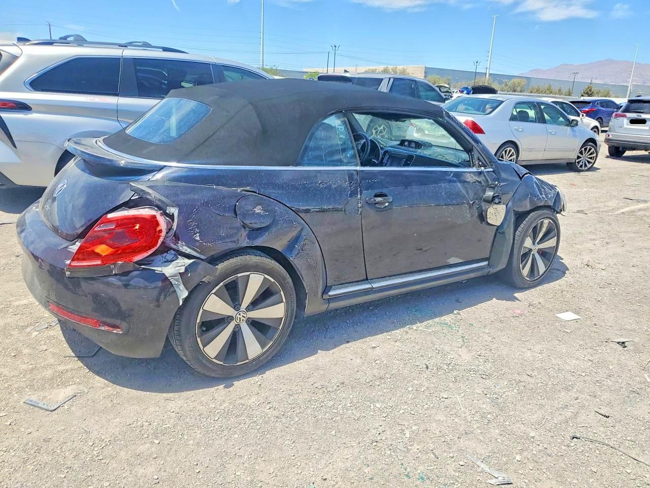 2013 Volkswagen Beetle Turbo Black vin: 3VW7T7AT5DM833509