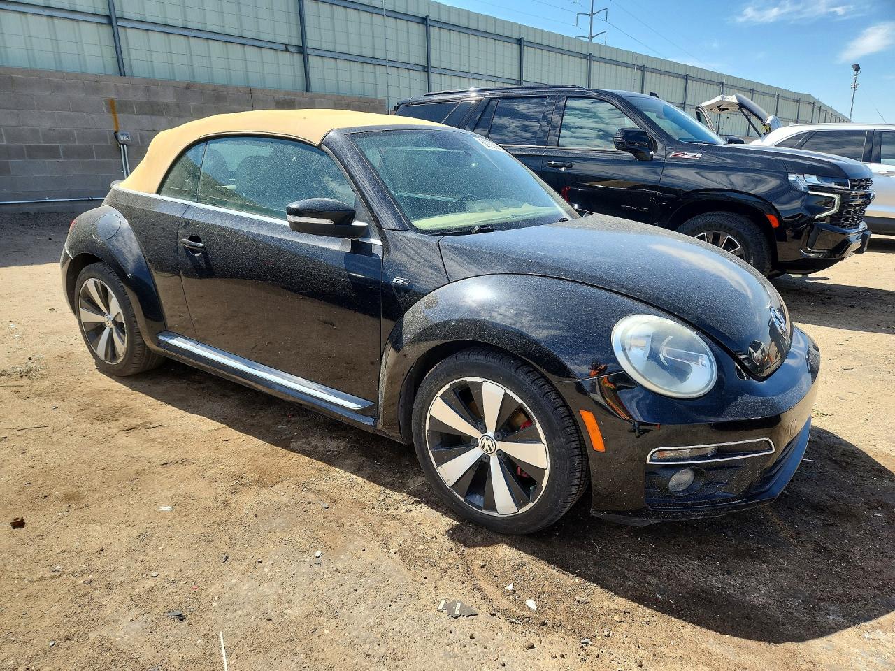 2014 Volkswagen Beetle Turbo Black vin: 3VW7T7AT6EM802495