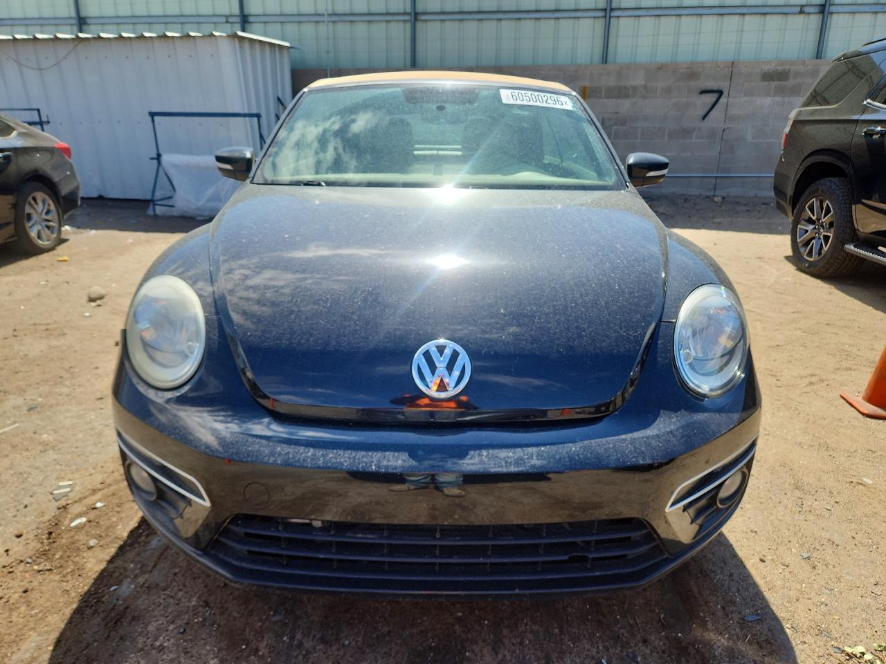 2014 Volkswagen Beetle Turbo Black vin: 3VW7T7AT6EM802495