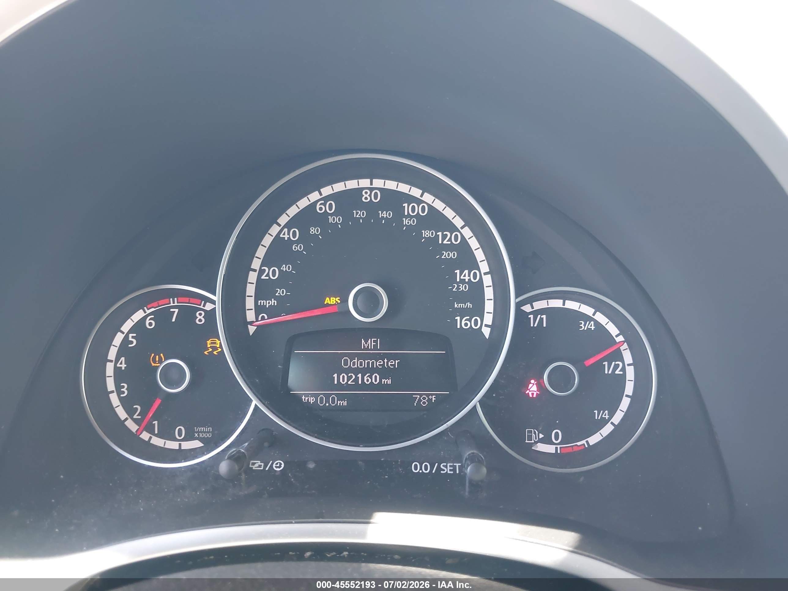 2015 Volkswagen Beetle 2.0t R-line Красный vin: 3VW7T7AT7FM815600