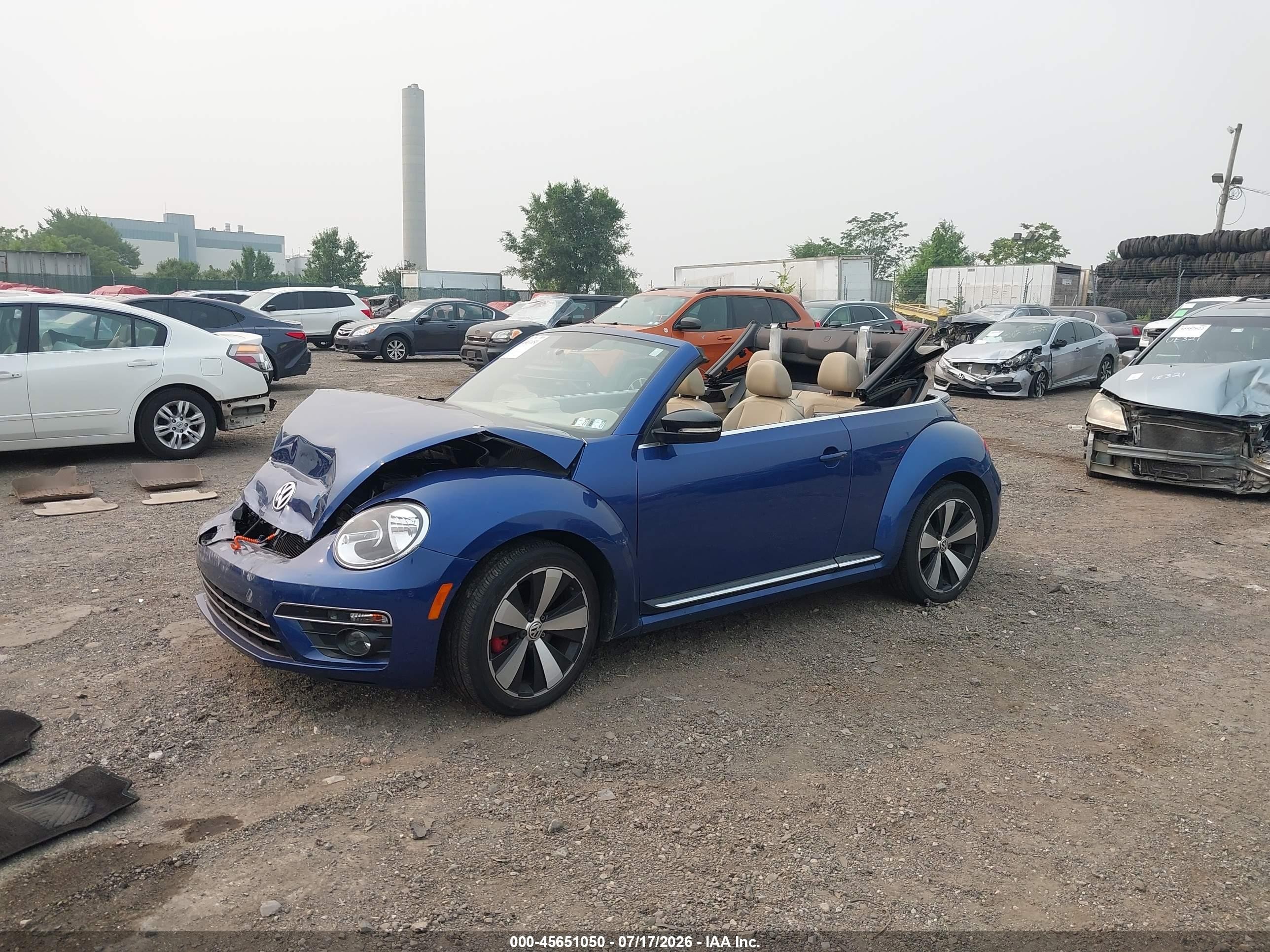 2013 Volkswagen Beetle 2.0t Blue vin: 3VW7T7ATXDM830766