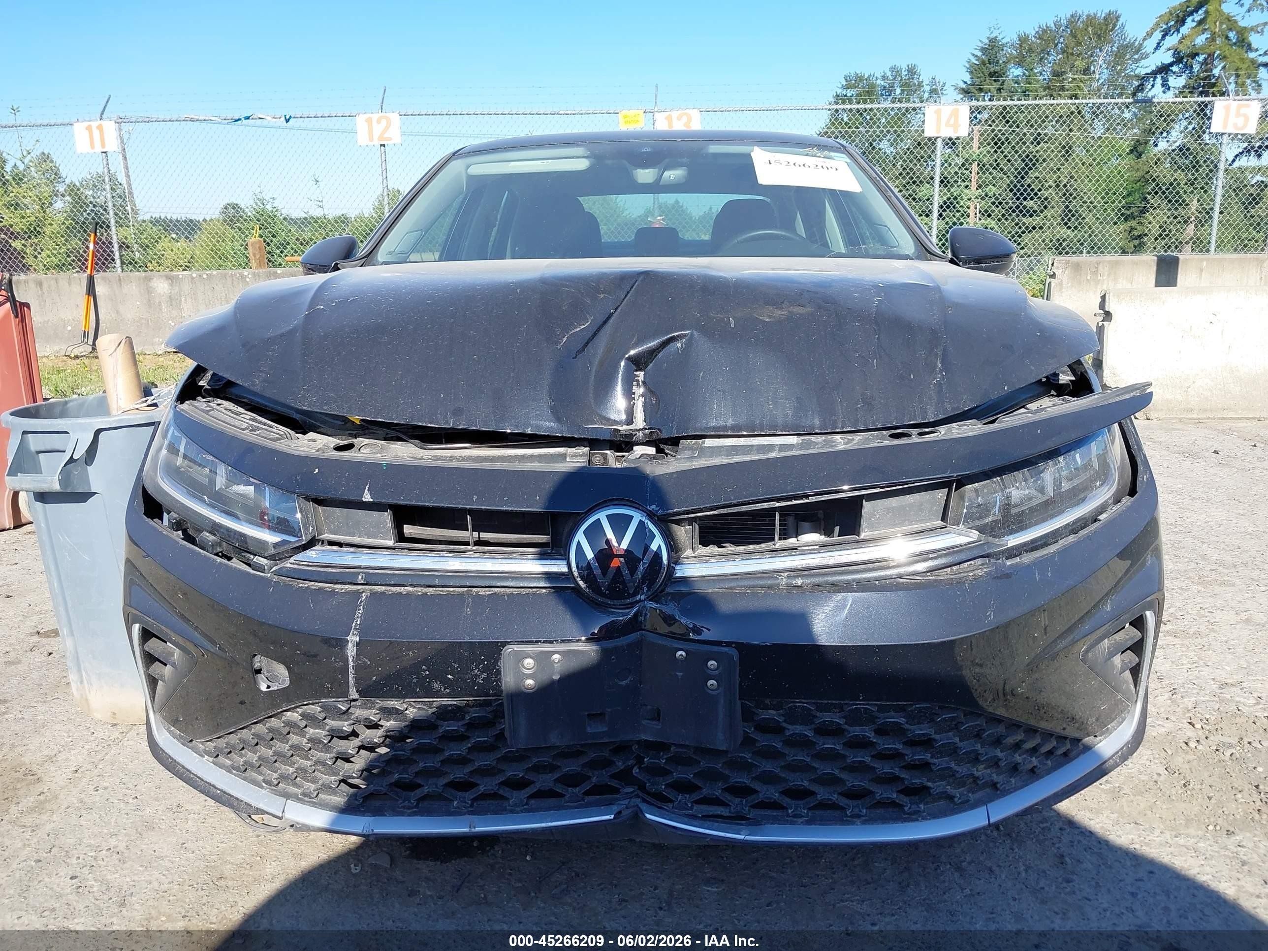 2025 Volkswagen Jetta 1.5t Se Черный vin: 3VW7X7BU3SM083746