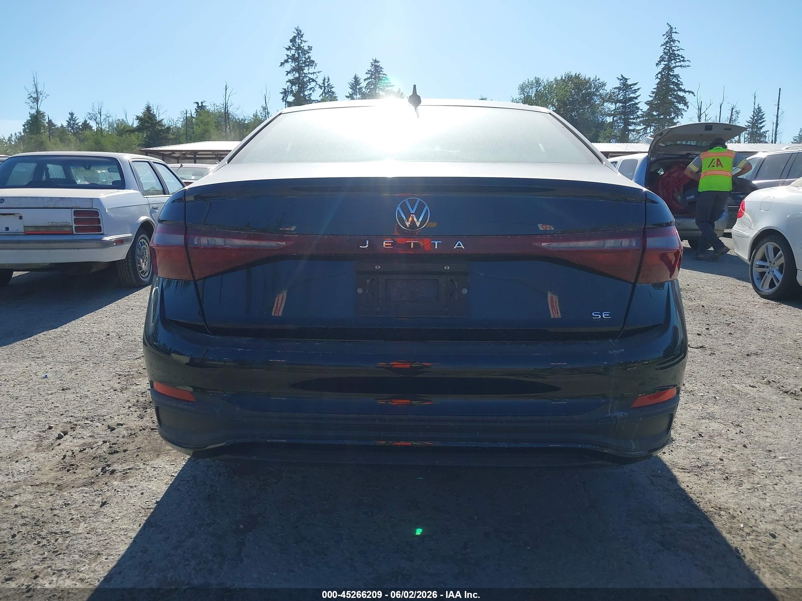 2025 Volkswagen Jetta 1.5t Se Черный vin: 3VW7X7BU3SM083746