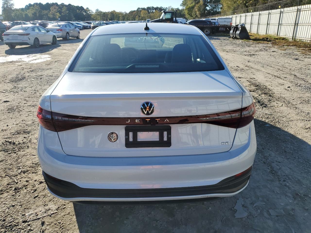 2025 Volkswagen Jetta Se Белый vin: 3VW7X7BU9SM013653