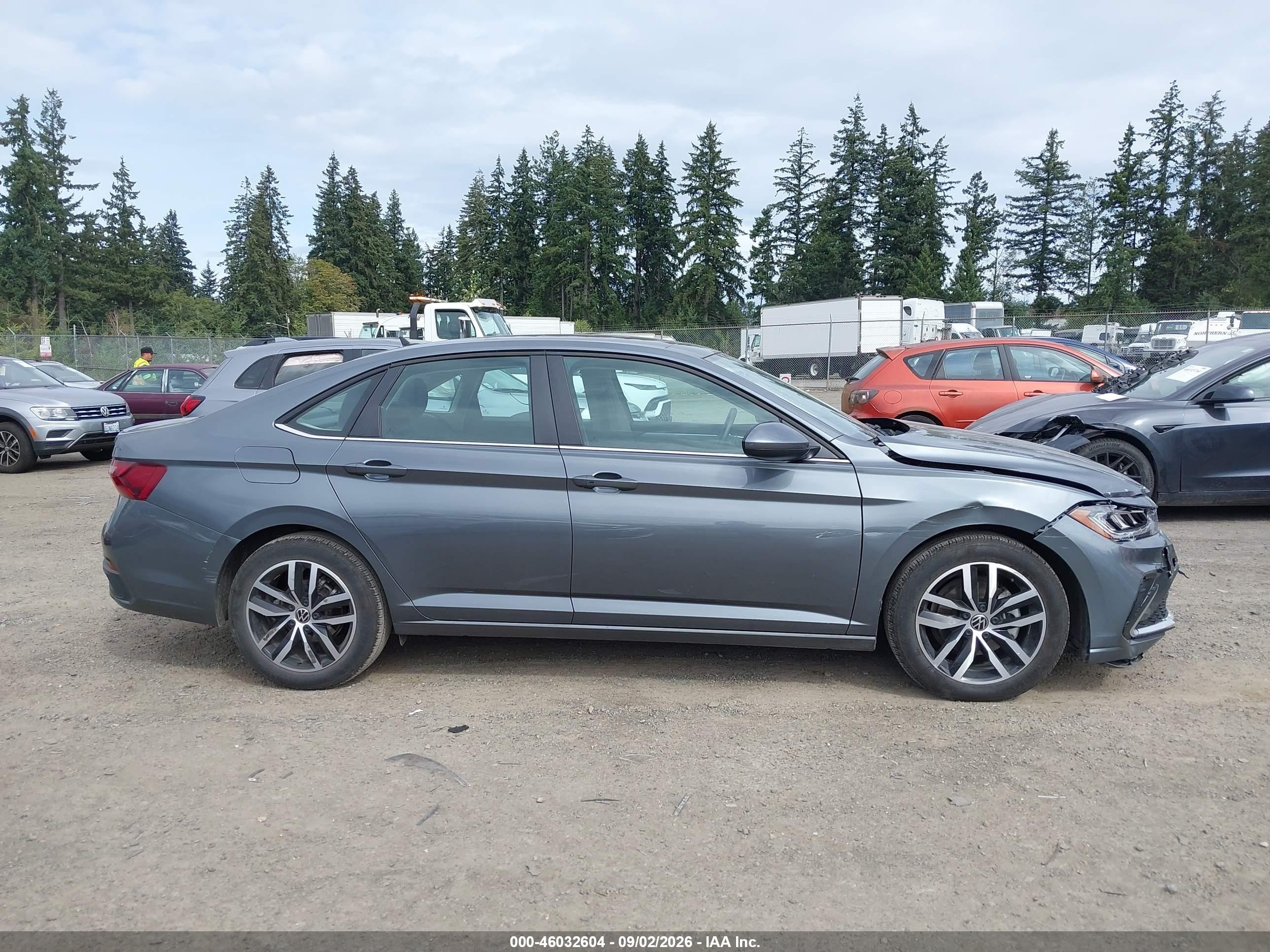 2025 Volkswagen Jetta 1.5t Se Gray vin: 3VW7X7BU9SM085291