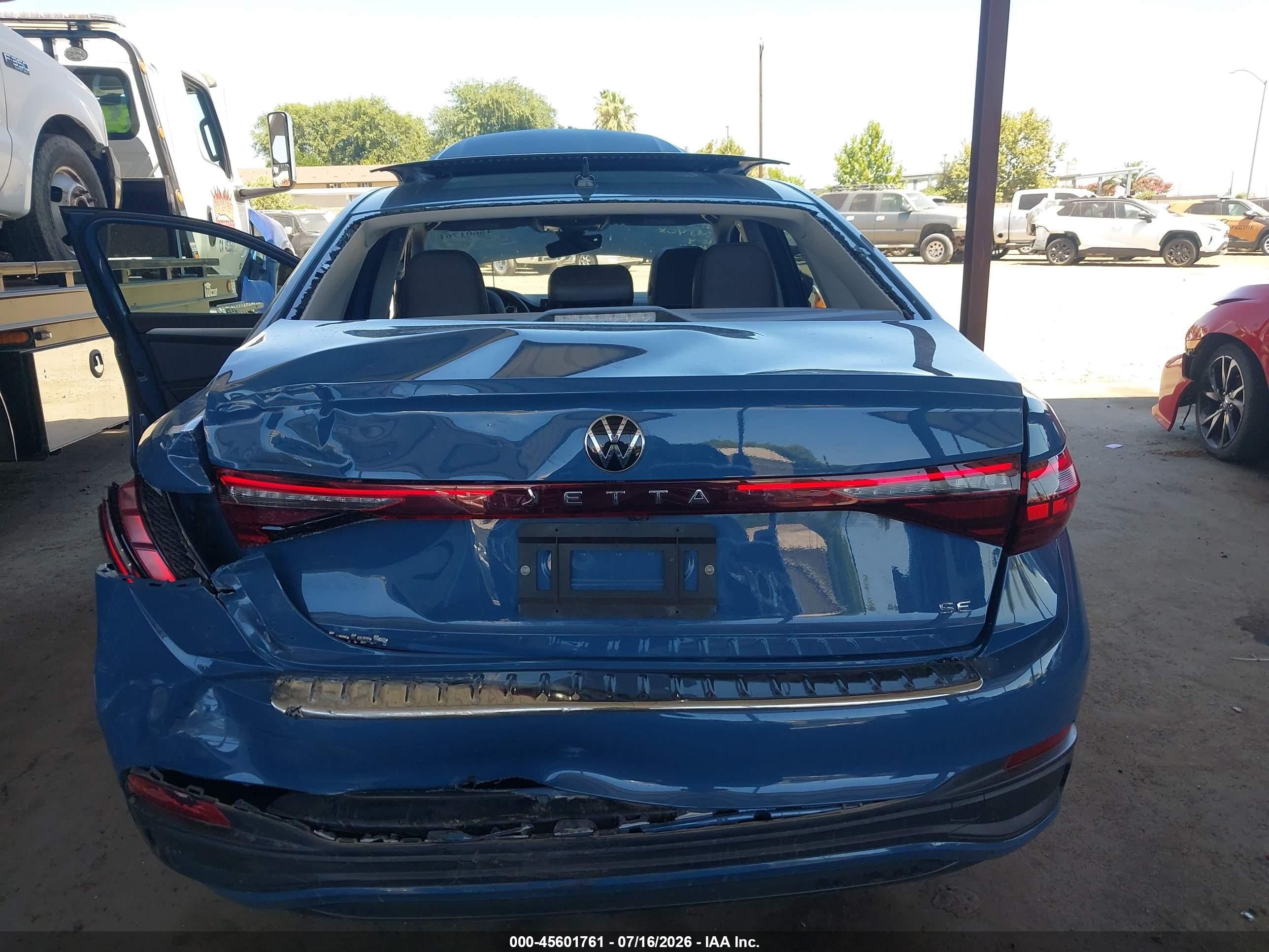 2025 Volkswagen Jetta 1.5t Se Синий vin: 3VW7X7BUXSM105161