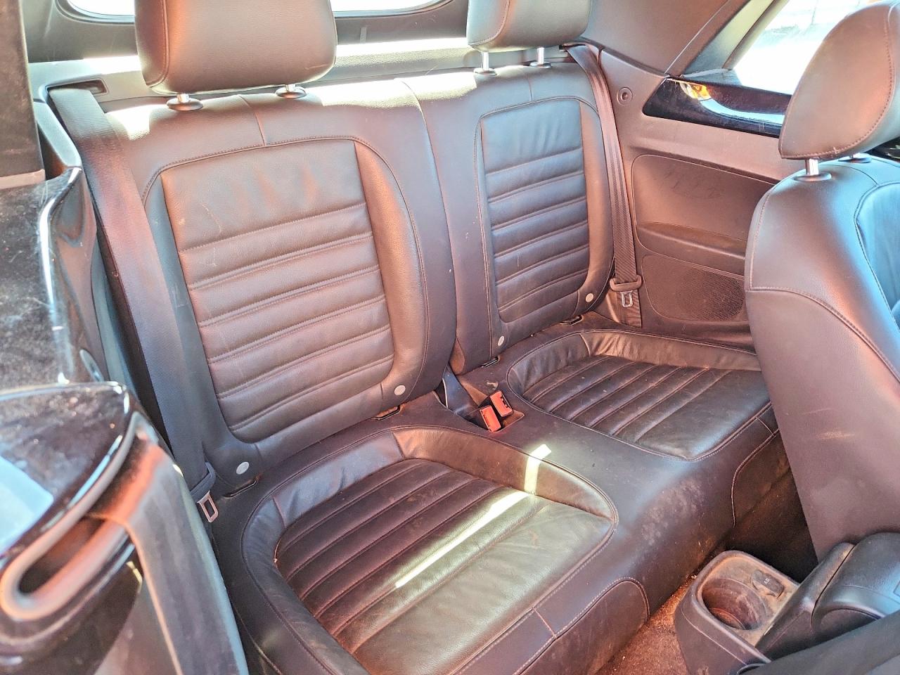 2013 Volkswagen Beetle Turbo Silver vin: 3VW8A7AT1DM812697