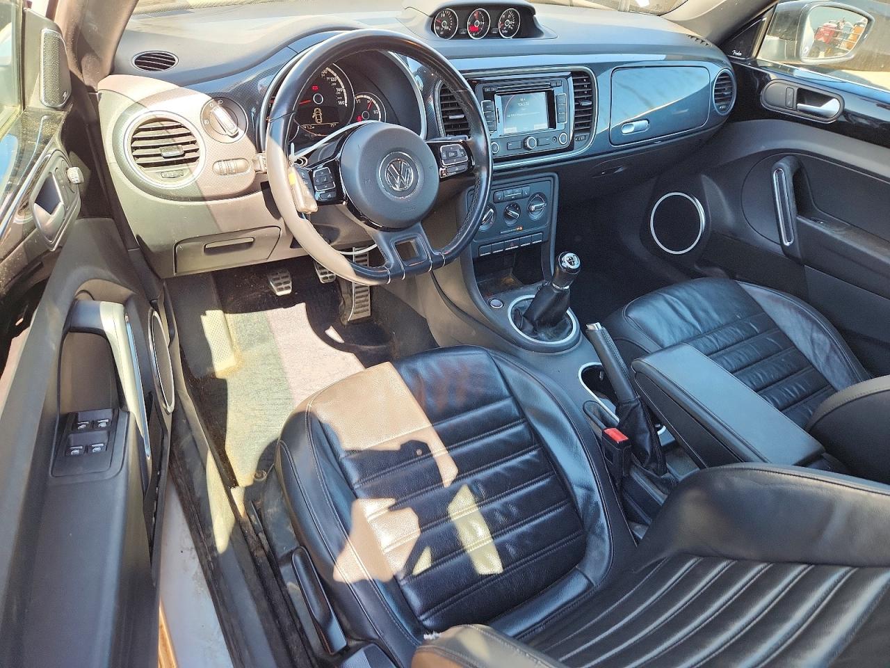 2013 Volkswagen Beetle Turbo Silver vin: 3VW8A7AT1DM812697