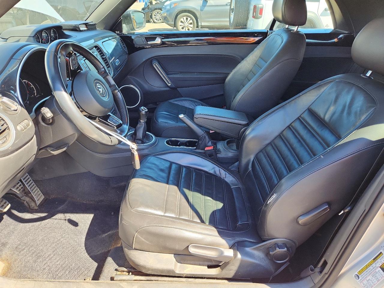 2013 Volkswagen Beetle Turbo Silver vin: 3VW8A7AT1DM812697