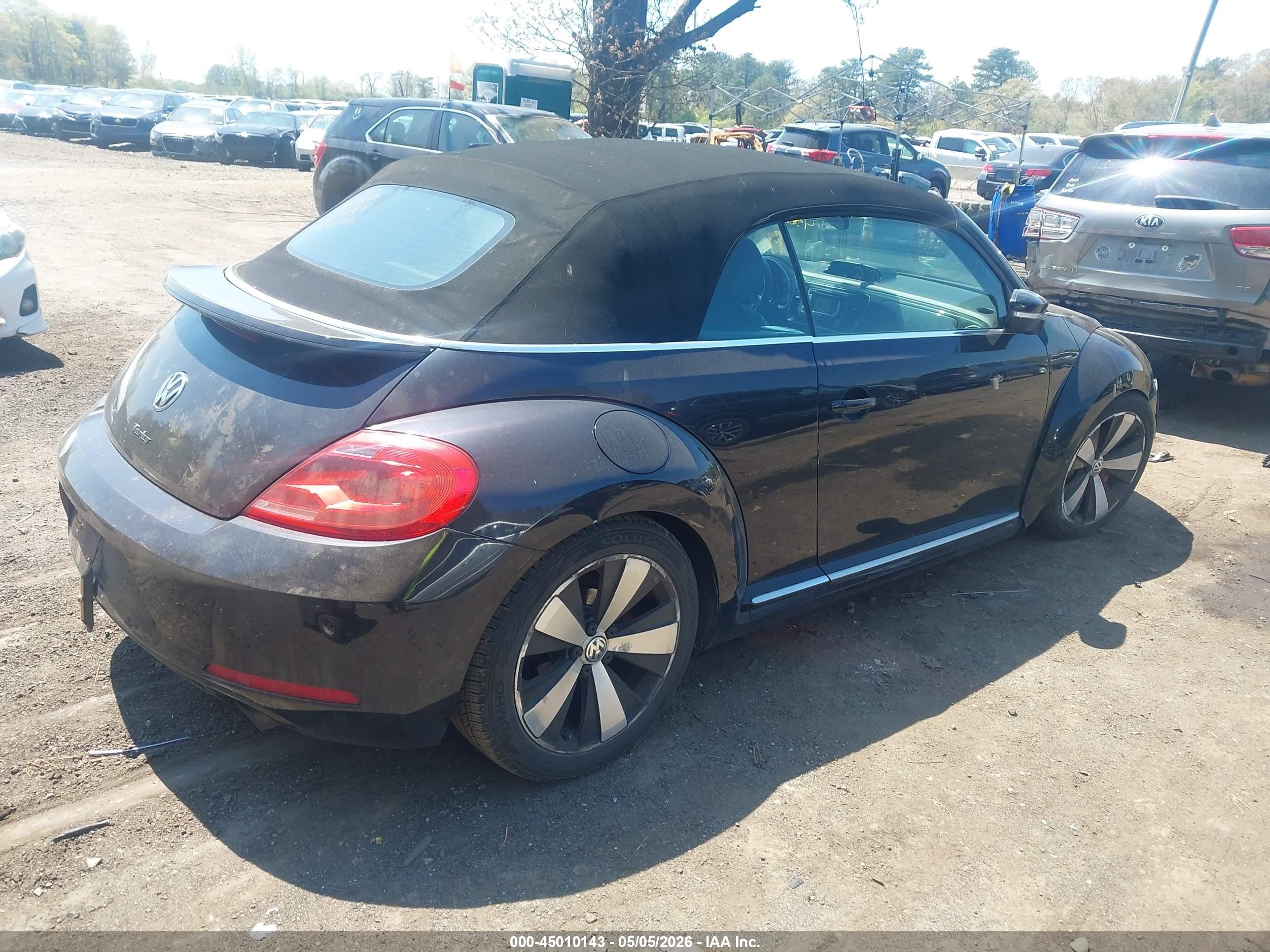 2013 Volkswagen Beetle Turbo Черный vin: 3VW8A7ATXDM811337
