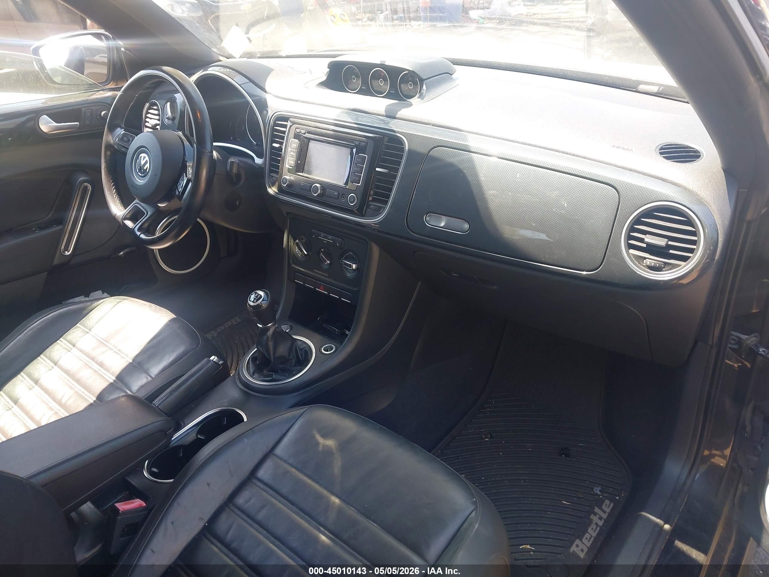 2013 Volkswagen Beetle Turbo Черный vin: 3VW8A7ATXDM811337