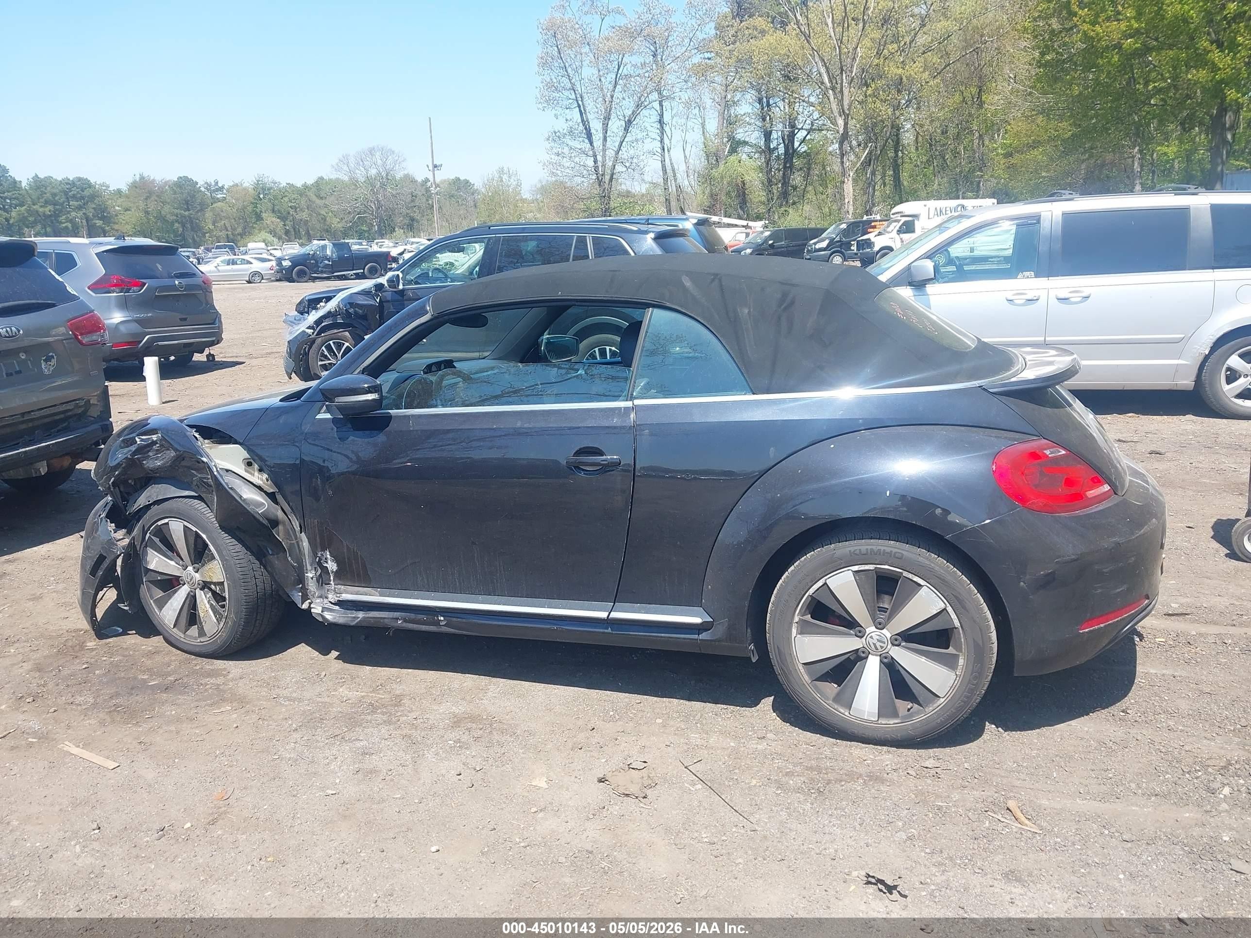 2013 Volkswagen Beetle Turbo Черный vin: 3VW8A7ATXDM811337