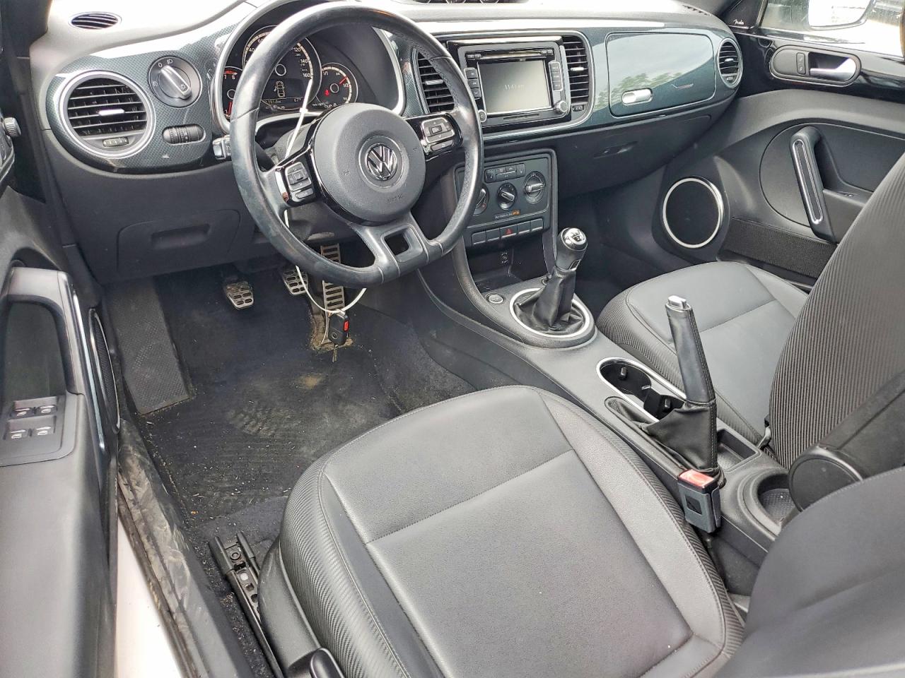 2013 Volkswagen Beetle Turbo White vin: 3VW8T7AT4DM831576