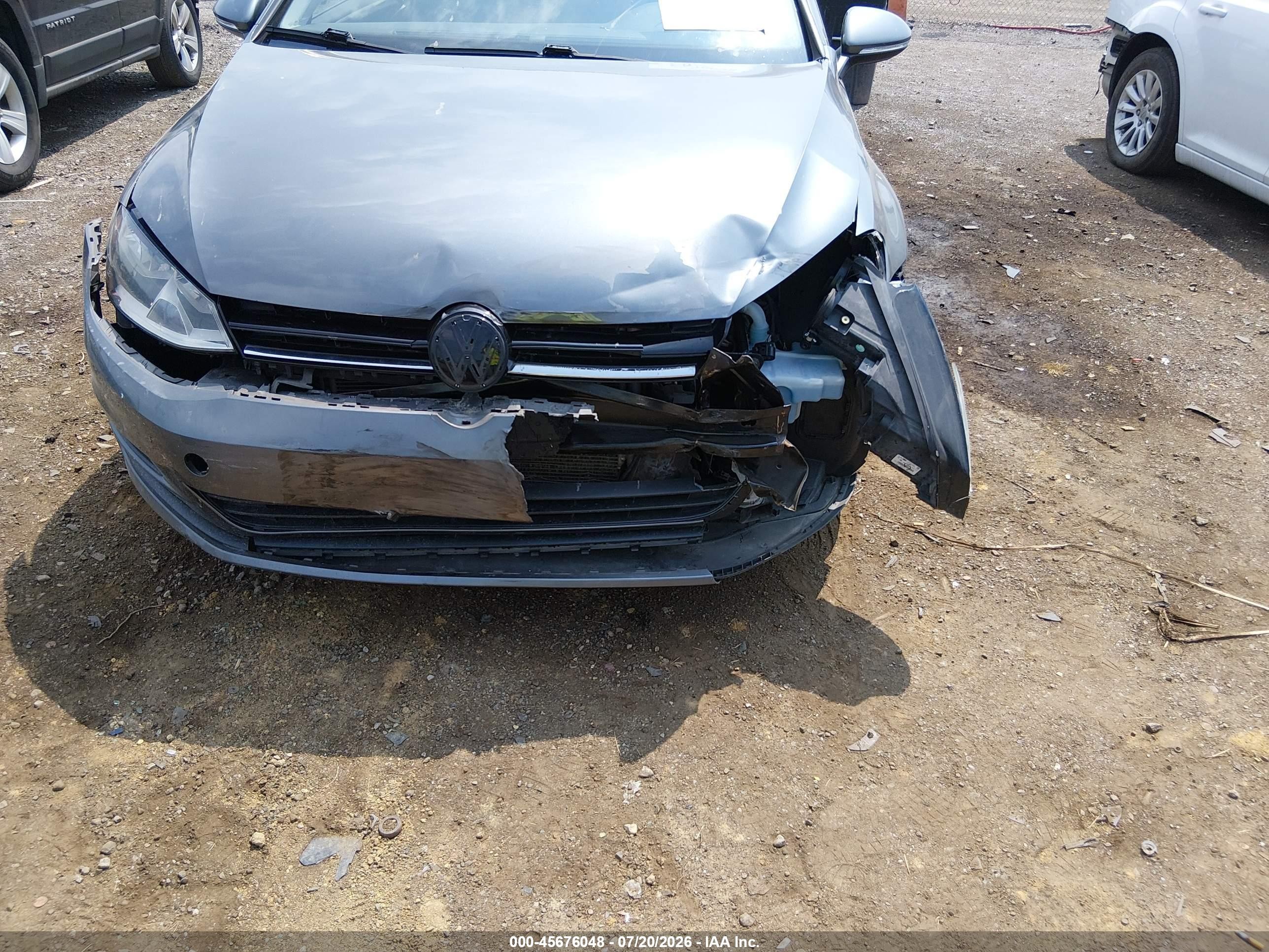 2015 Volkswagen Golf Tsi S 2-door Gray vin: 3VW917AU5FM057733