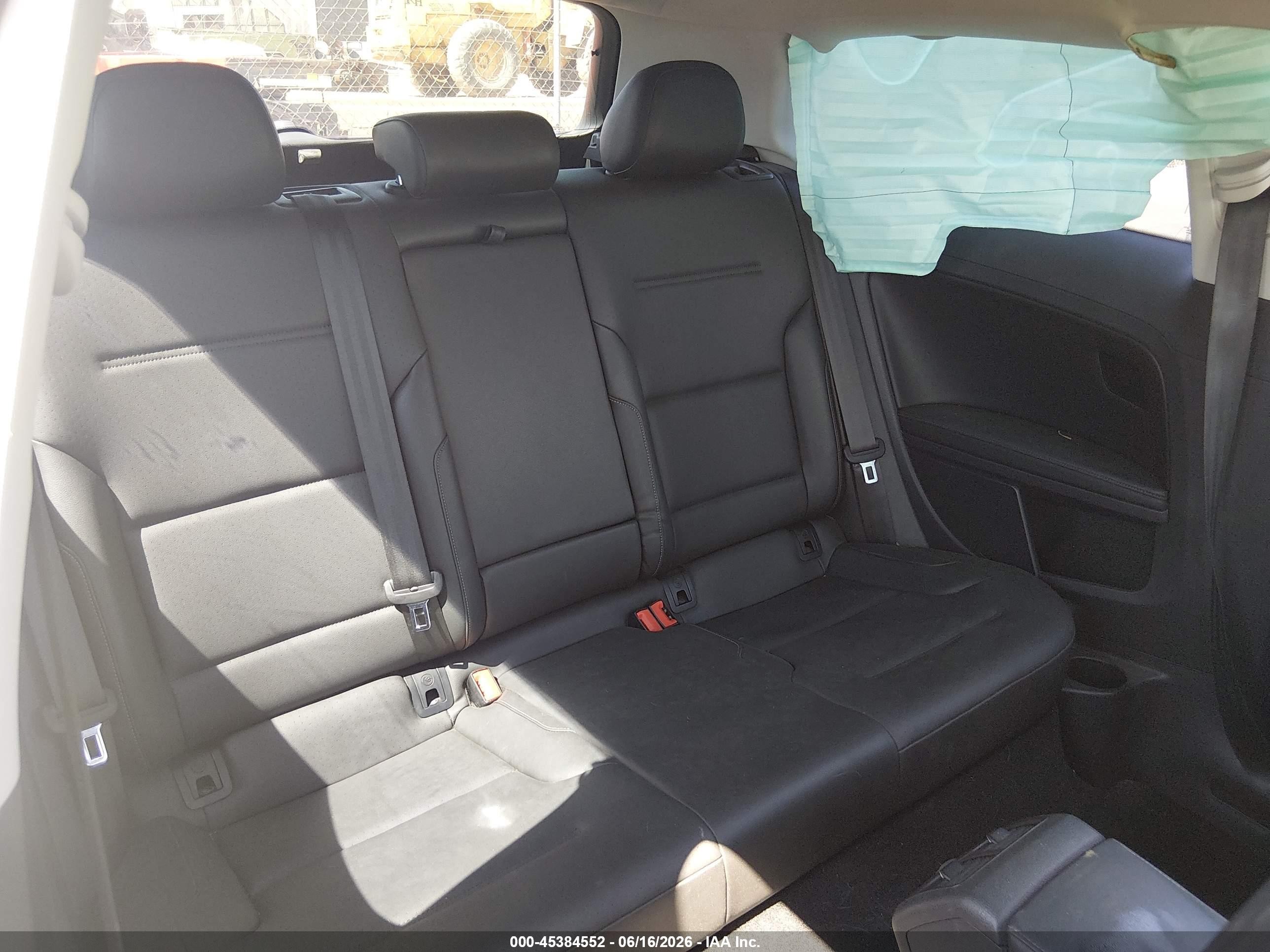 2015 Volkswagen Golf Tsi S 2-door Белый vin: 3VW917AU5FM063337