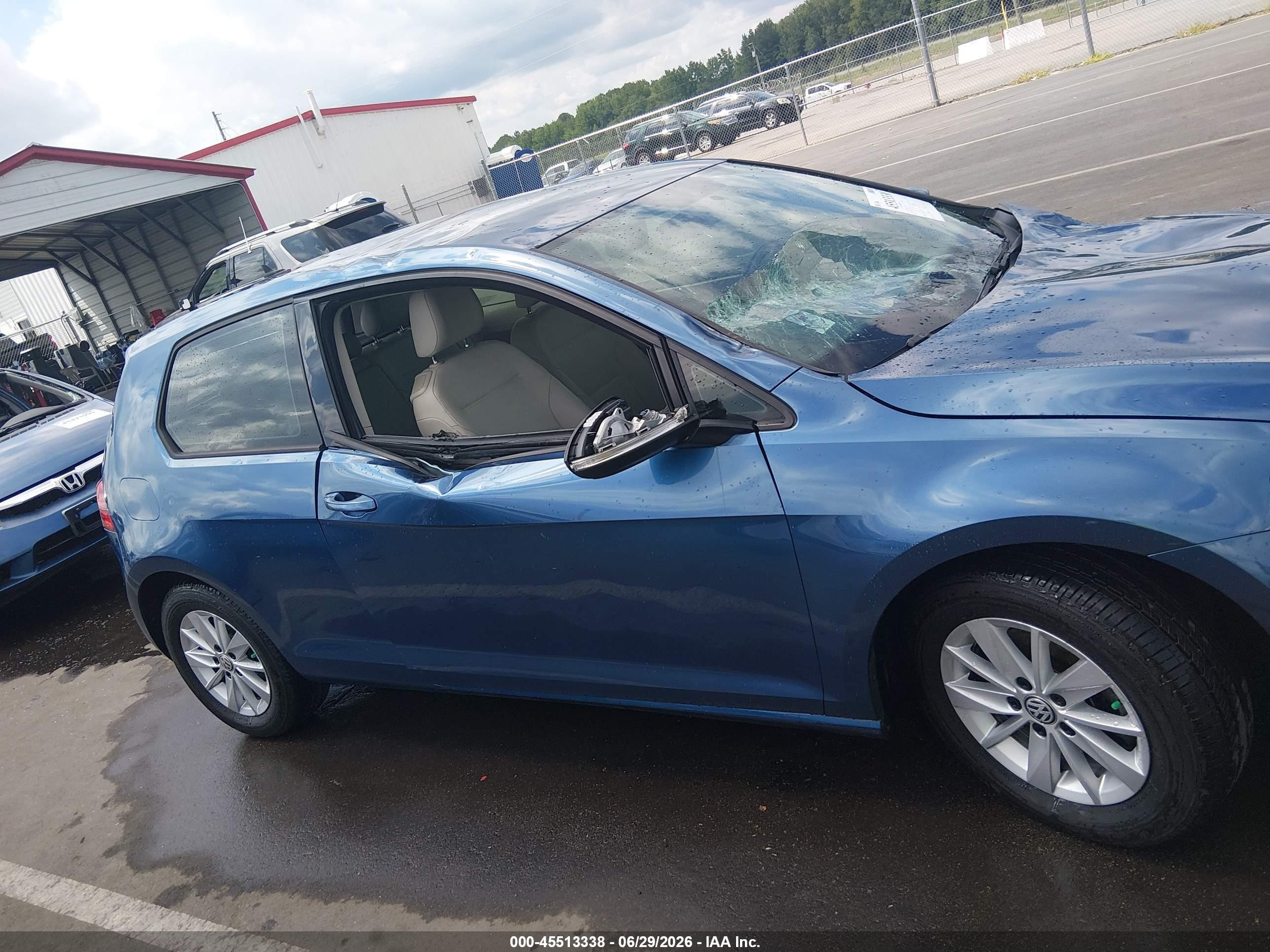 2015 Volkswagen Golf Tsi S 2-door Blue vin: 3VW917AUXFM067528