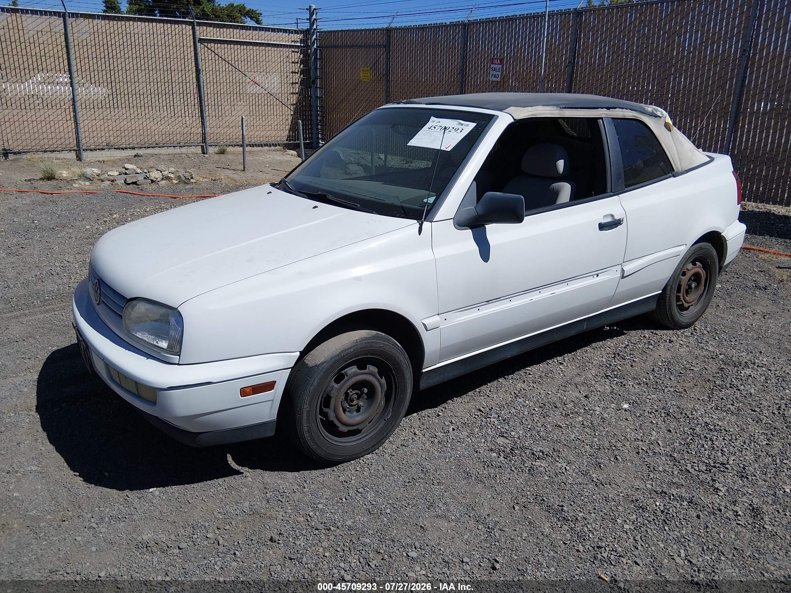 1997 Volkswagen Cabrio   Белый vin: 3VWAA81E9VM806625