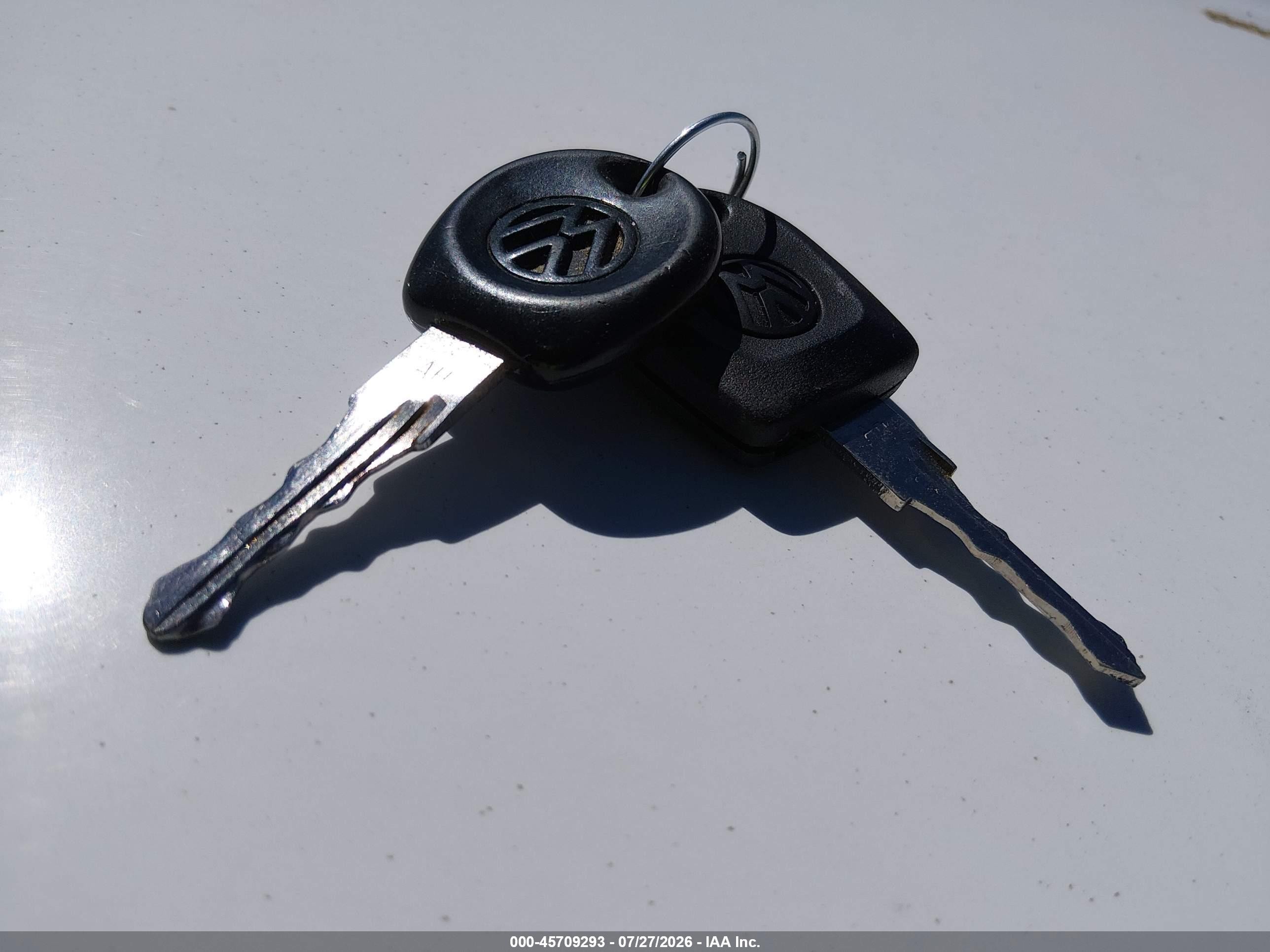 1997 Volkswagen Cabrio   Белый vin: 3VWAA81E9VM806625